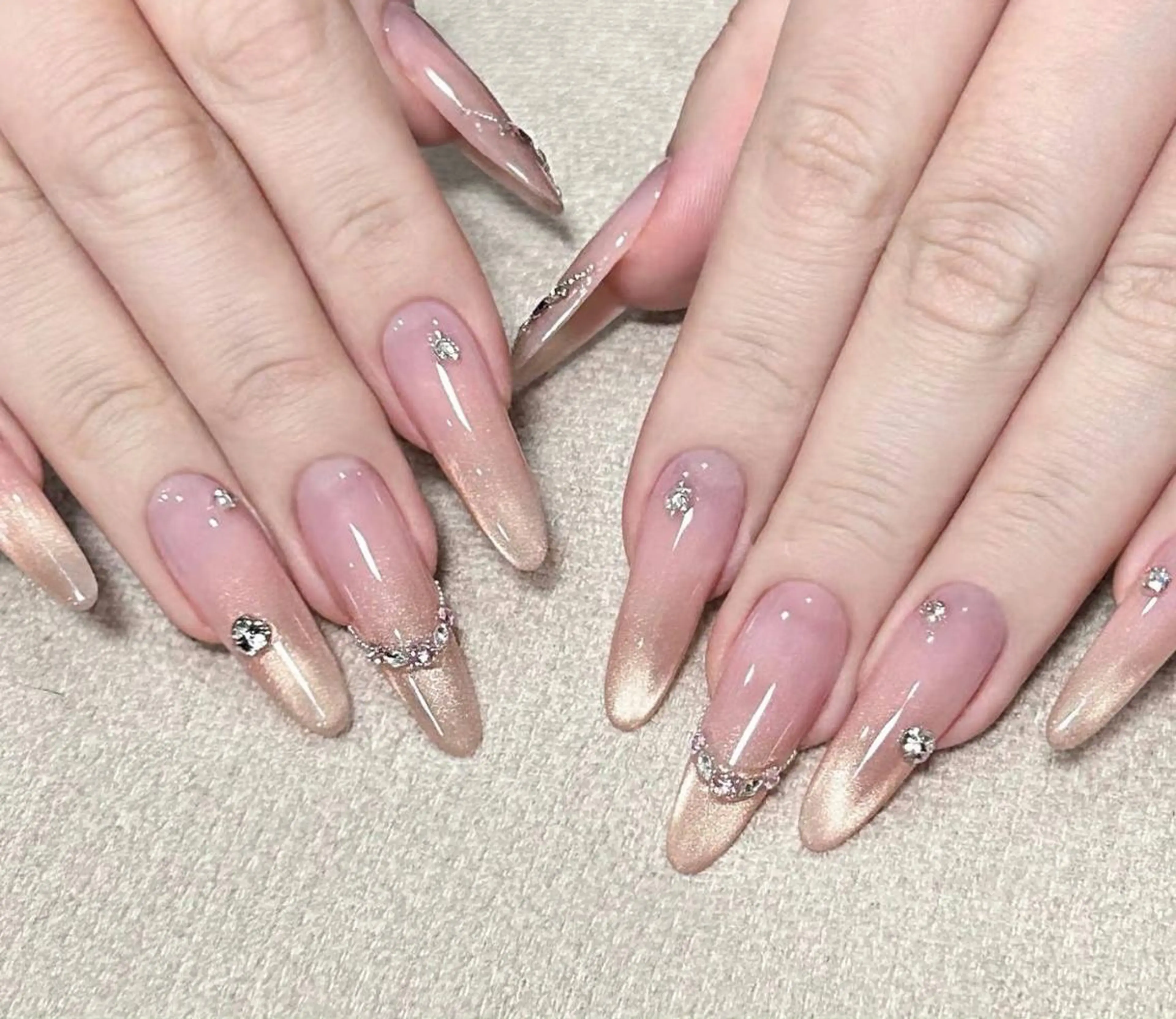 ネイル ハンドネイル ハンドケア 🍑 momo_nailのネイルデザイン