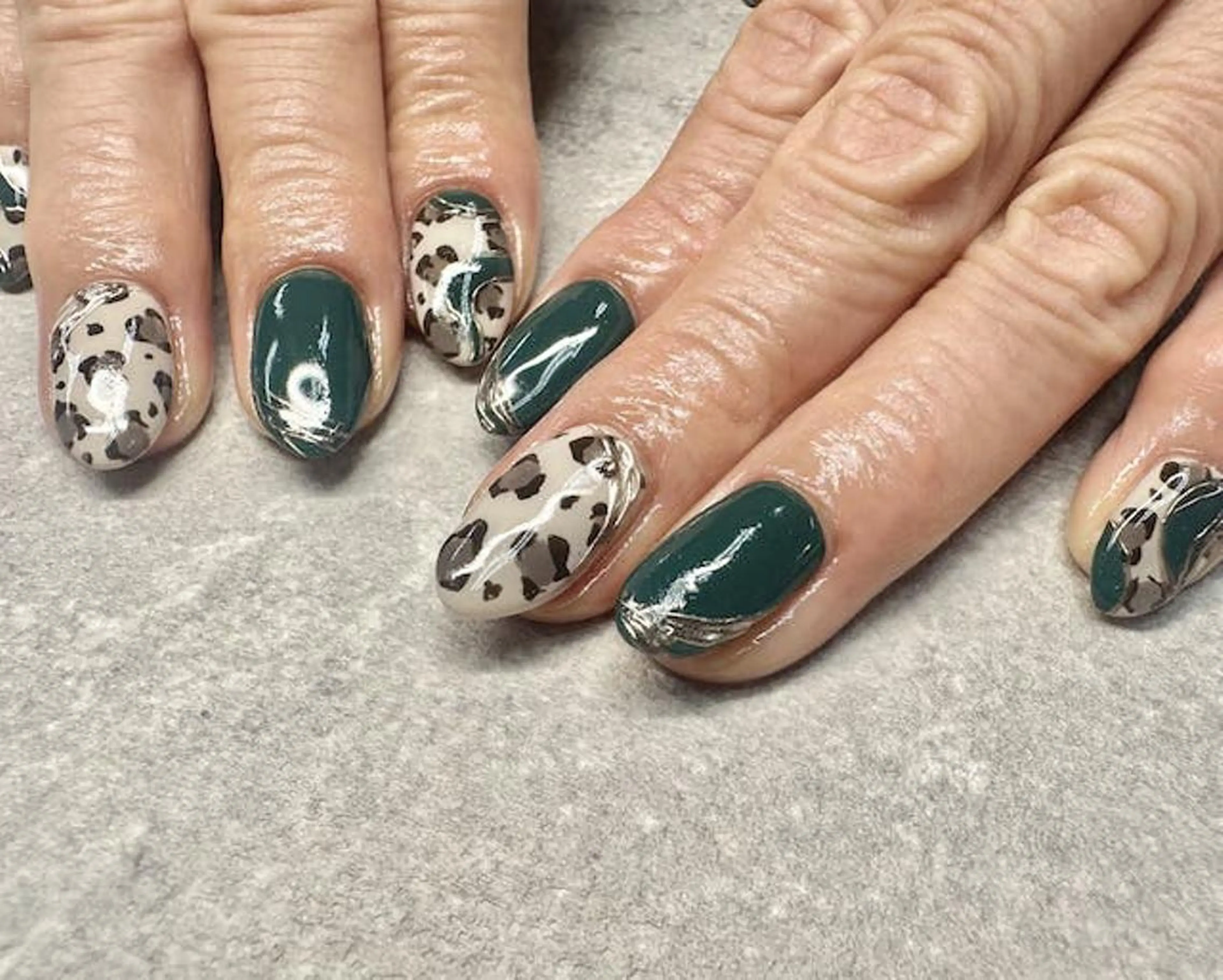 ネイル フットネイル フレンチネイル グラデーション キラキラネイル 韓国ネイル ハンドネイル ハンドケア FASTNAIL PLUS 新宿店のネイルデザイン