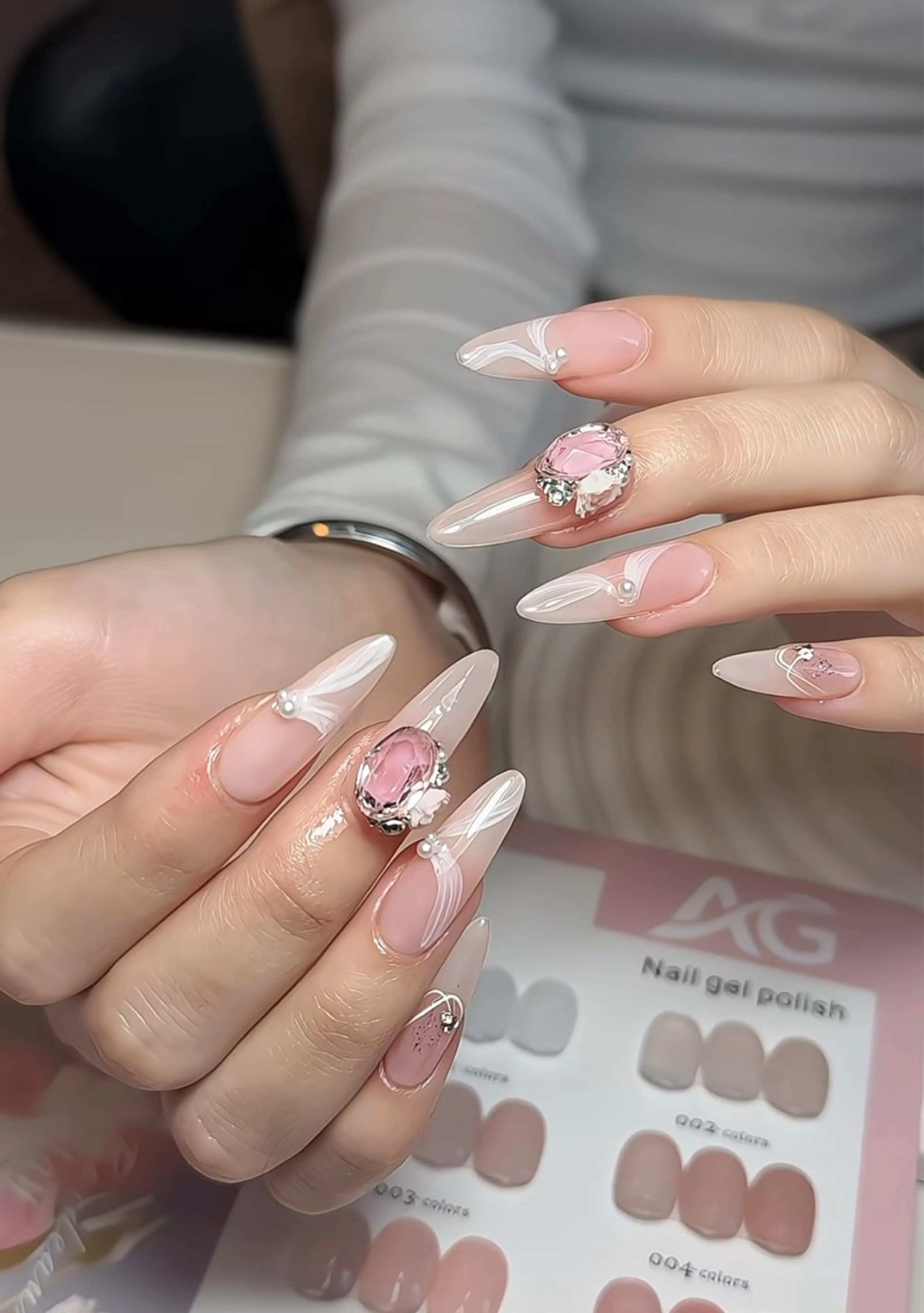 ネイル アートネイル ジェルネイル マグネットネイル ニュアンスネイル シンプルネイル ハンドネイル Ryunail所属・Ryu Nail NekoChanのネイルデザイン