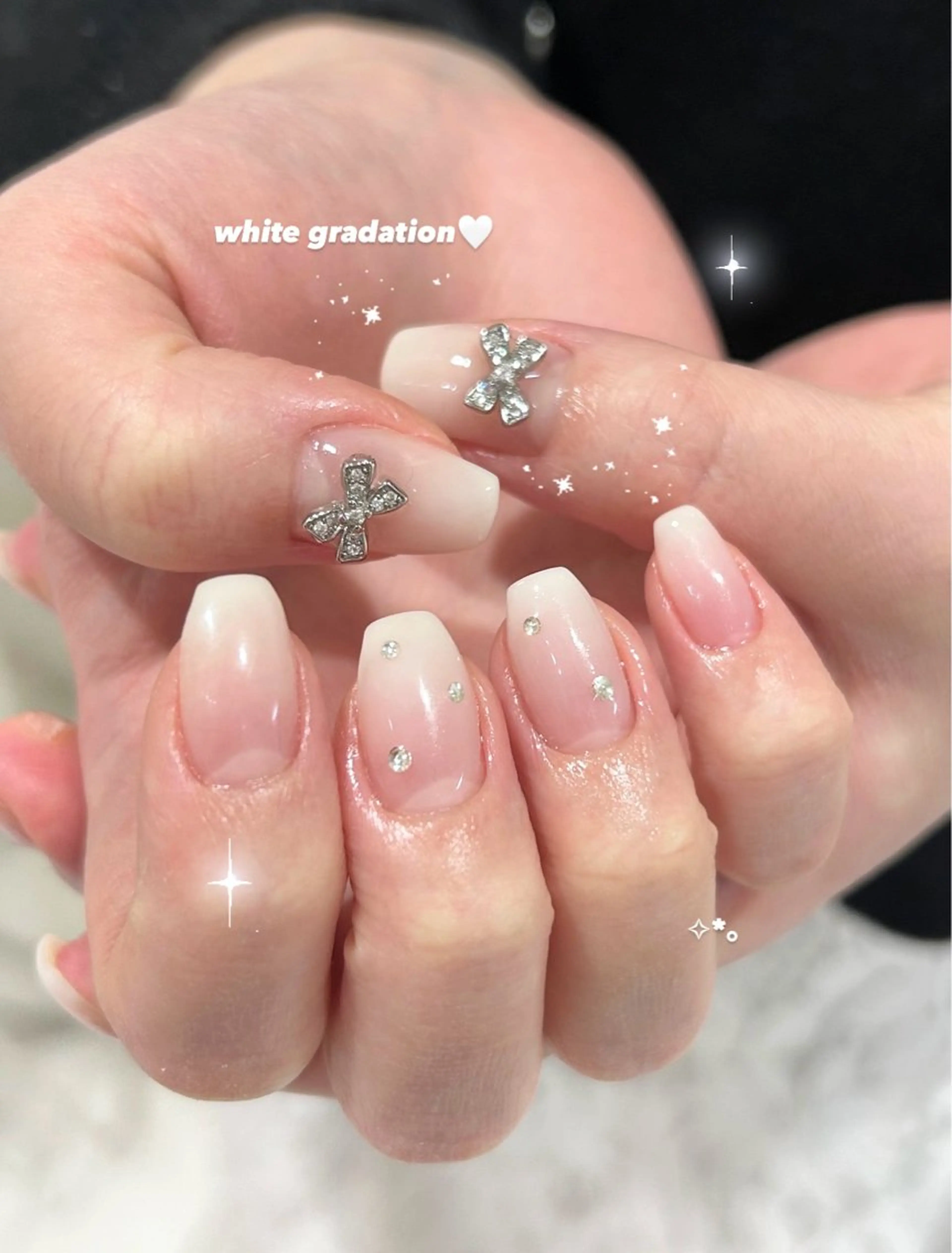 ネイル 🎀チーク/ちゅるん 🫧chisa🎀のネイルデザイン