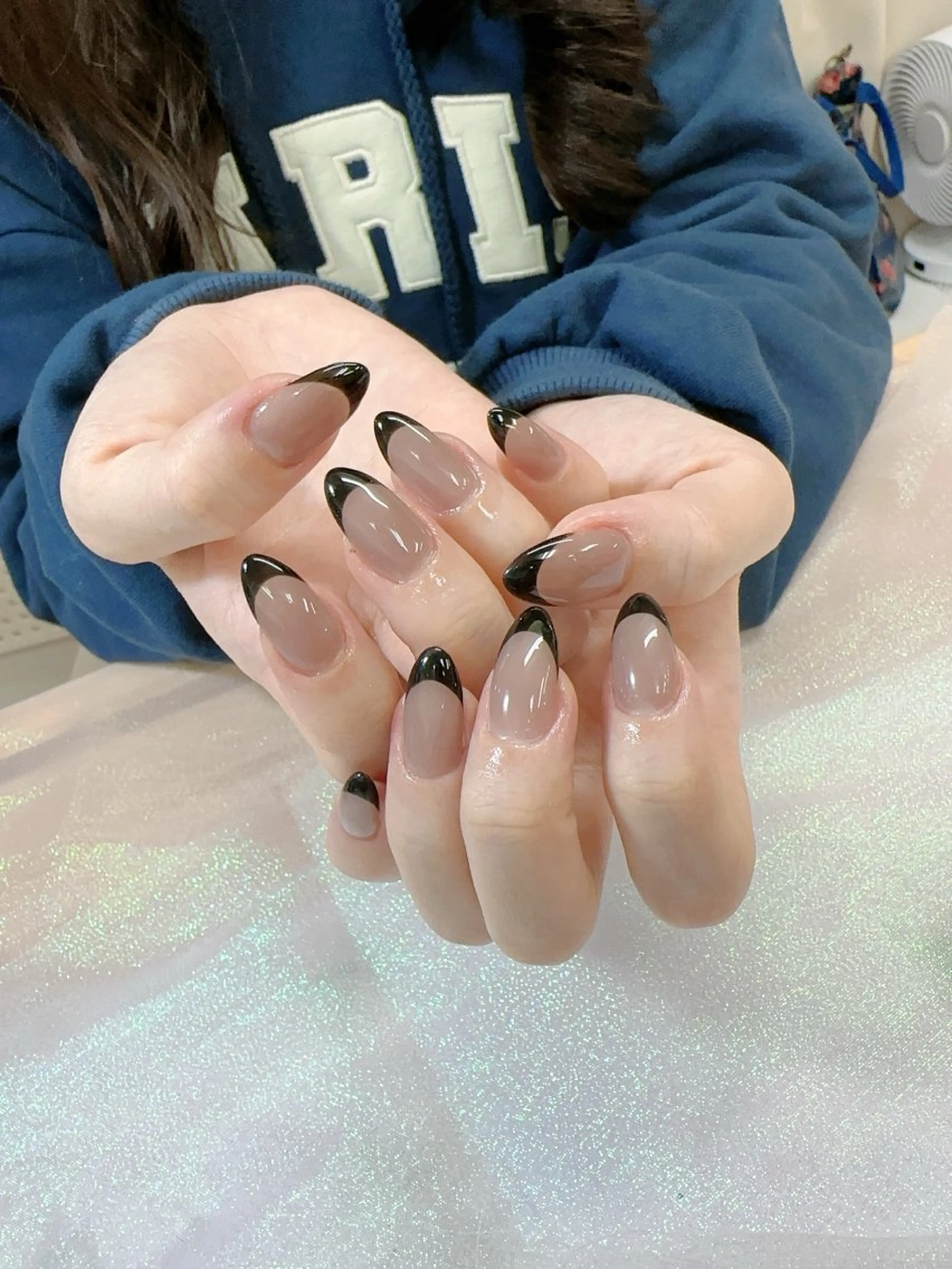 ネイル Hey🌈NAIL 長さ出し専門店のネイルデザイン