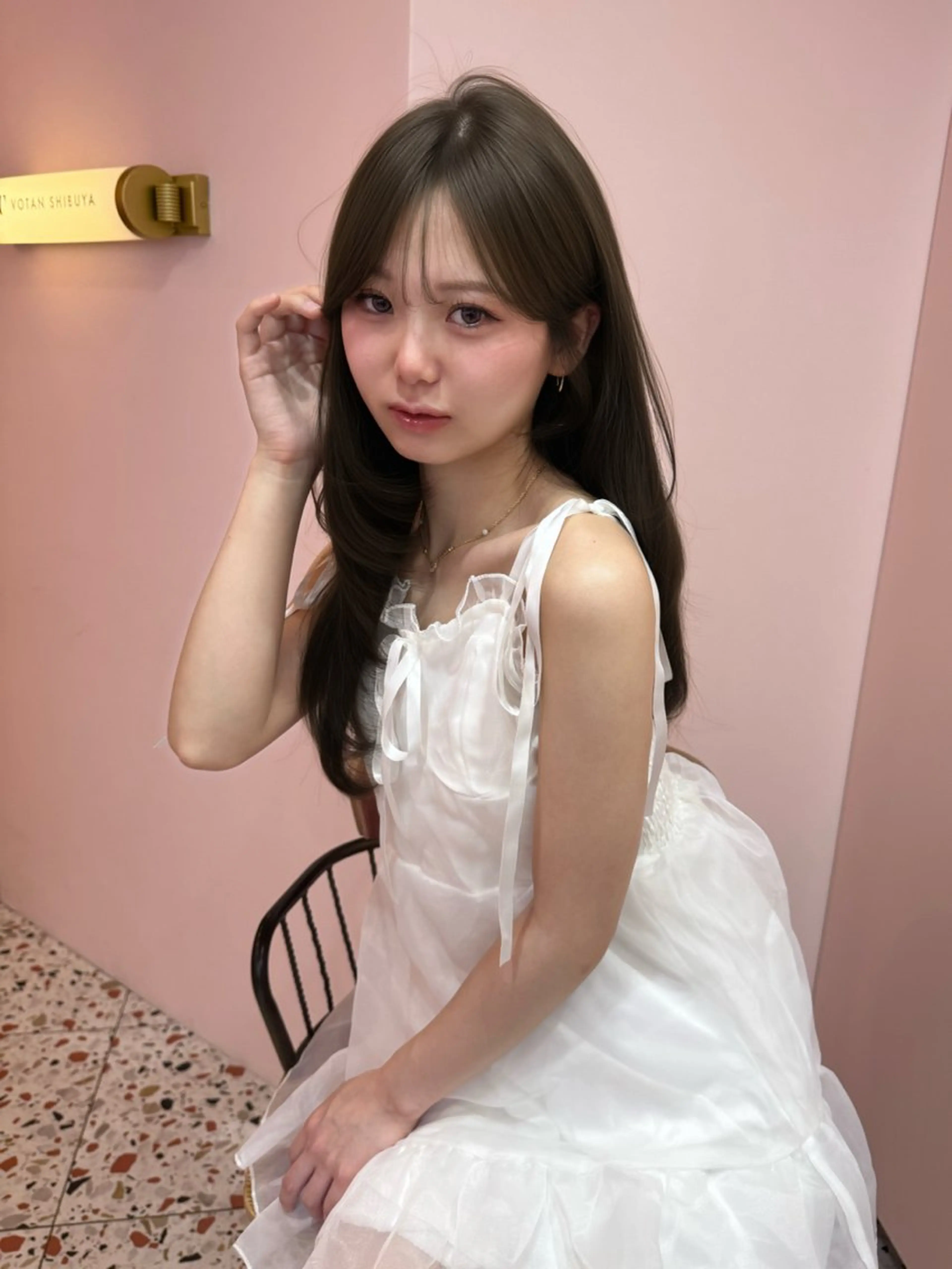 ロング 顔周りカット 髪質改善 韓国風ヘア レイヤーカット カット ヘアカラー トリートメント 顔周り/透明感カラー REINA𓍯のヘアスタイル