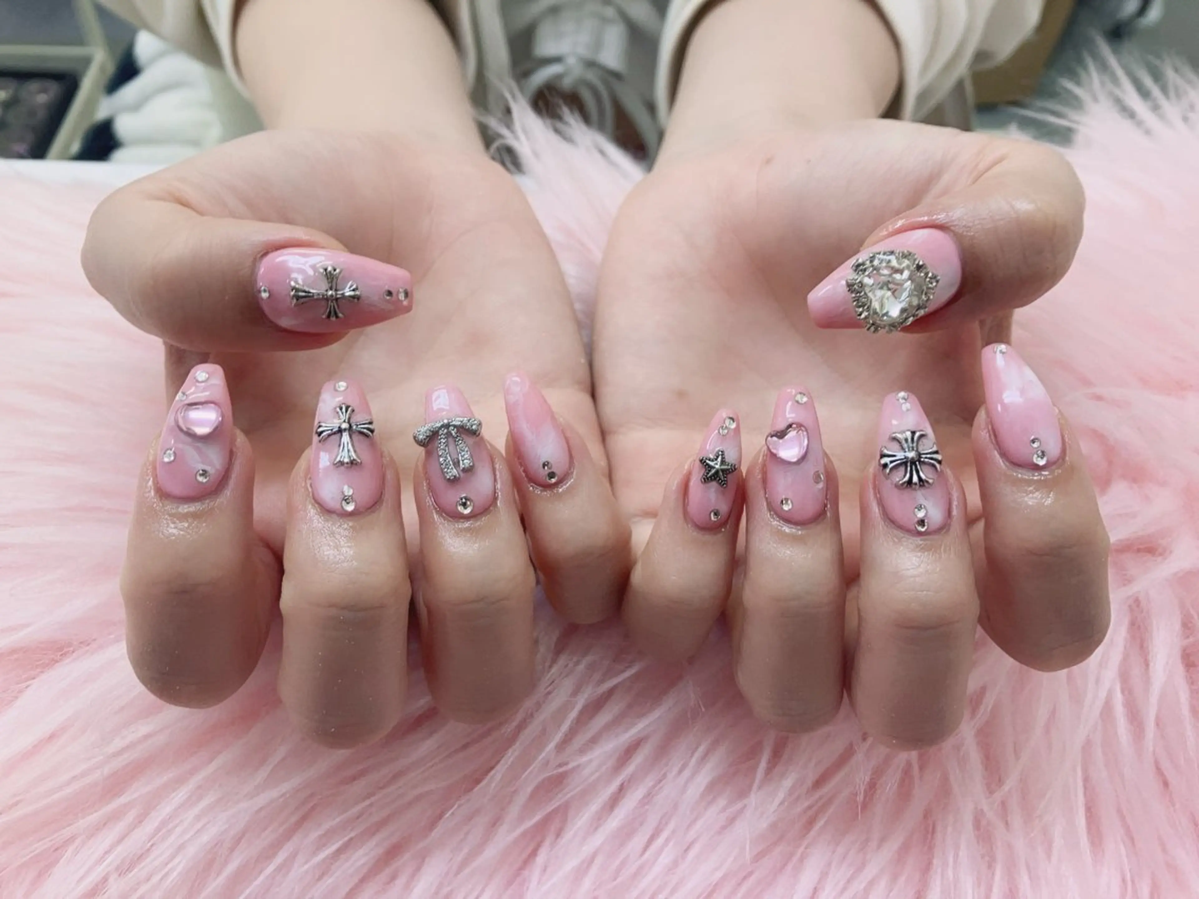 ネイル ハンドネイル ハンドケア 💜MIYA nail川崎店のネイルデザイン