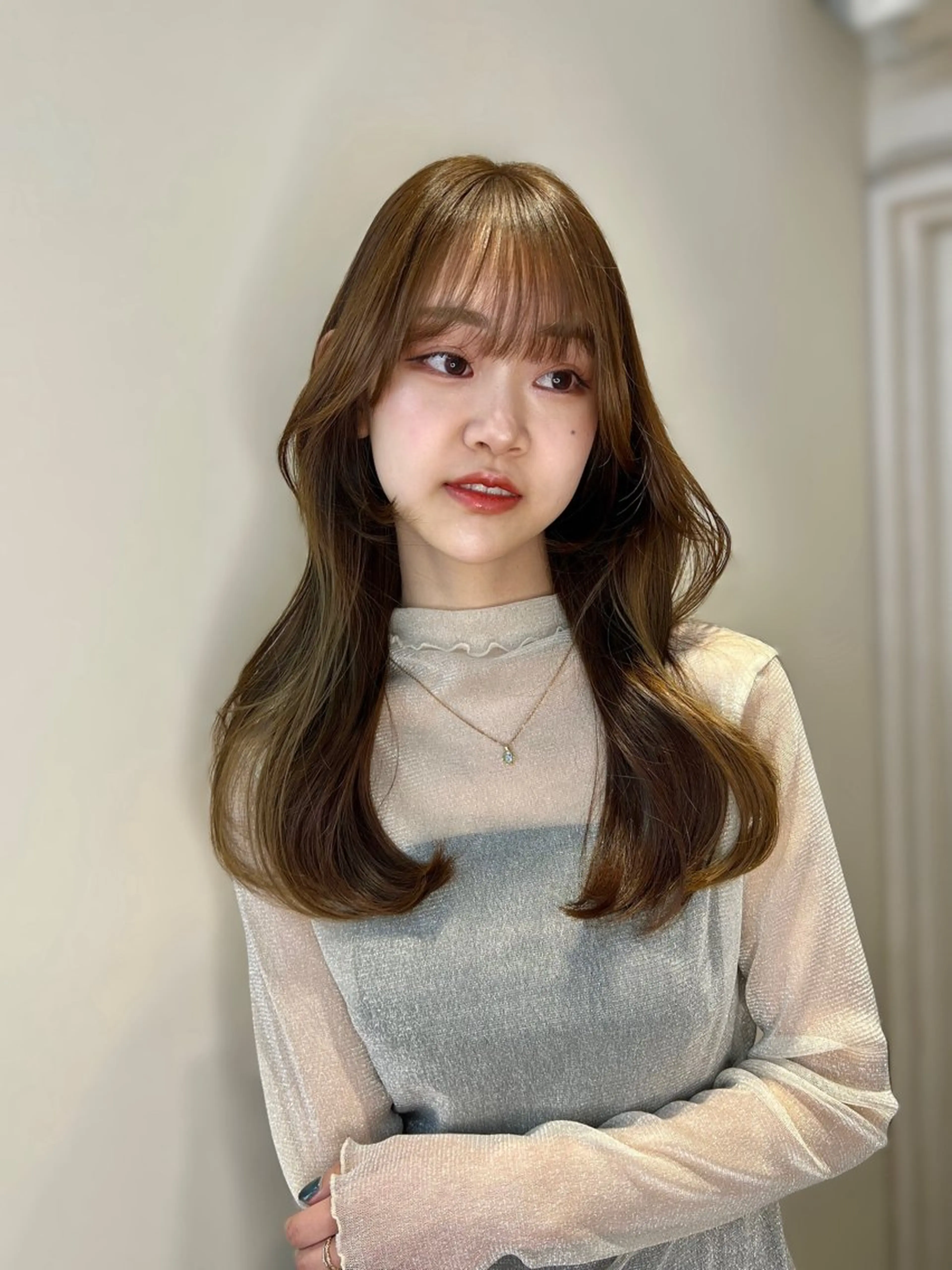 セミロング カラー くびれヘア 韓国風ヘア カット ヘアカラー トリートメント ヘッドスパ ヘアセット 柔らかブラウン/顔周 りレイヤー♡ユウシのヘアスタイル