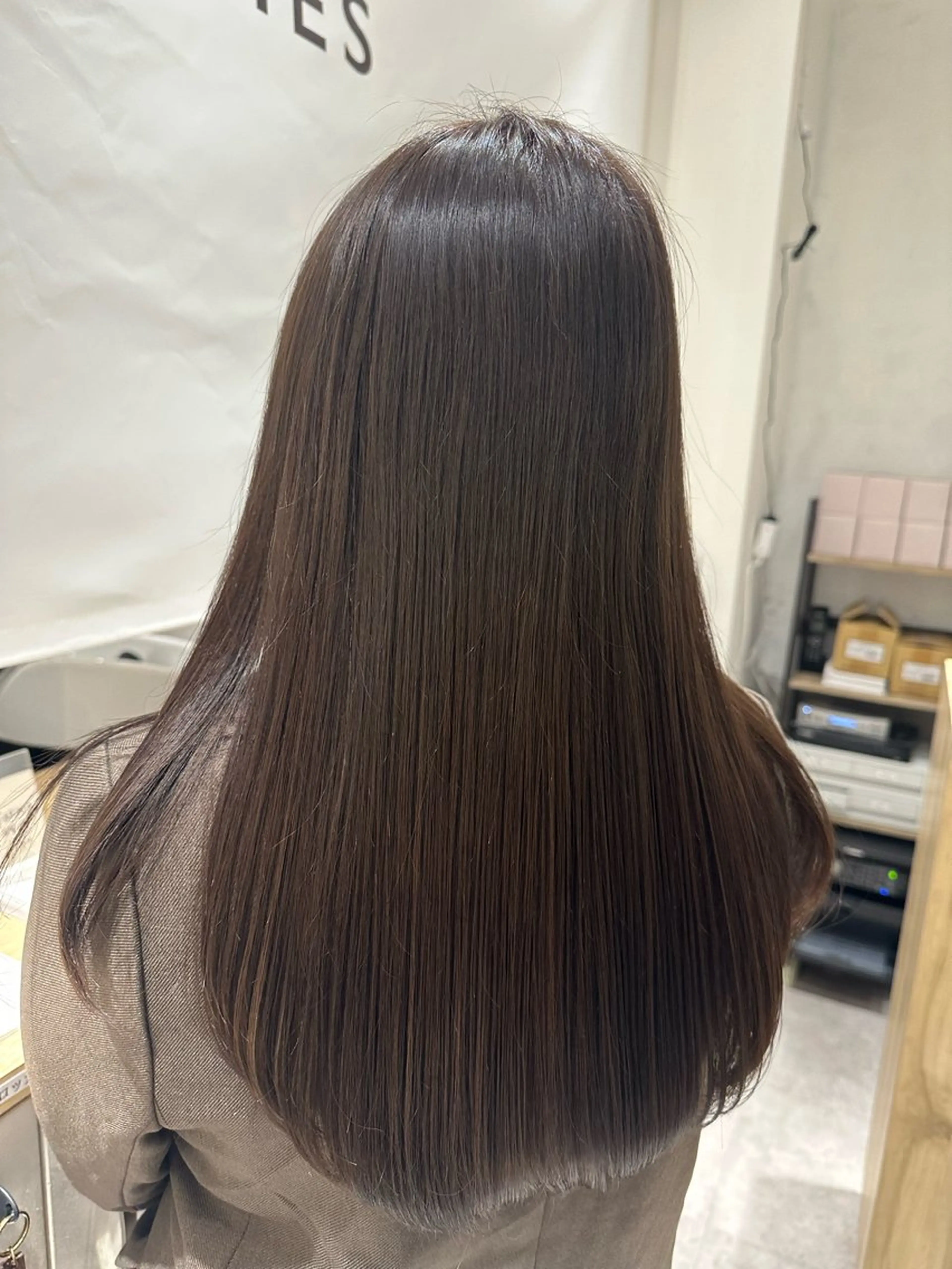 ロング カラー ブラウンカラー 透明感カラー 柴崎 悠乃のヘアスタイル