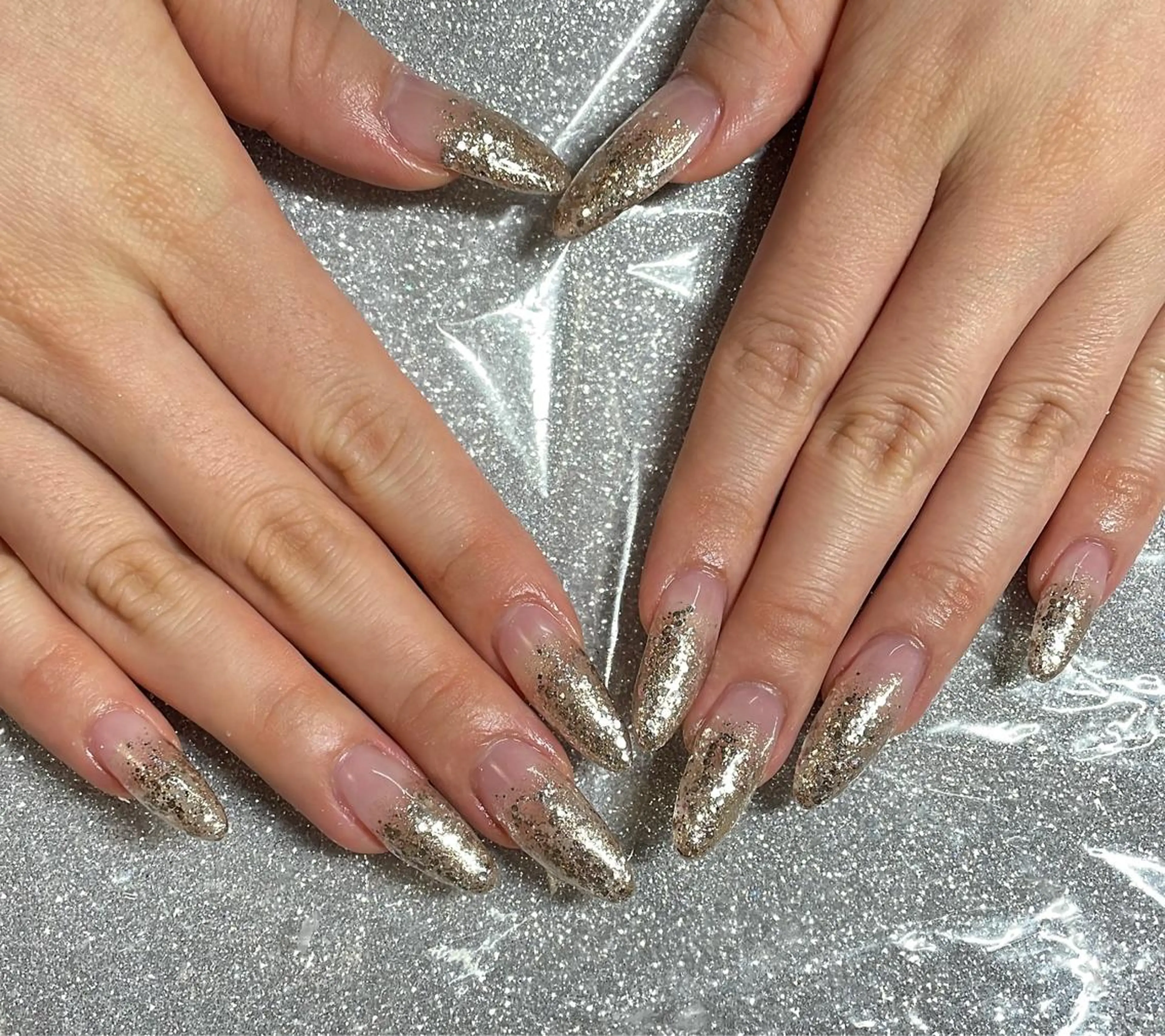 ネイル VIERU 🌈🎀💖のネイルデザイン