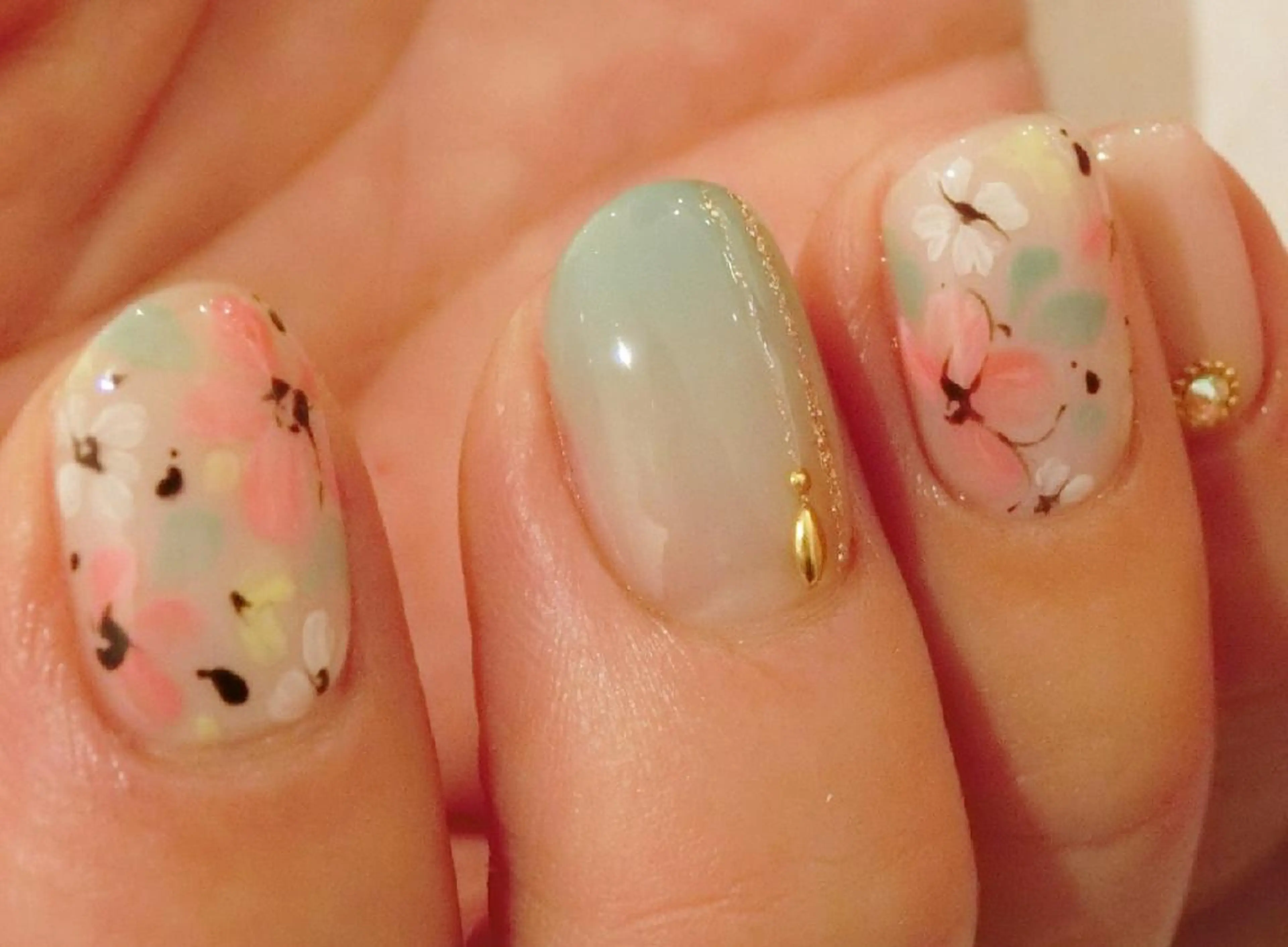 ネイル ハンドネイル 柴田 彩のネイルデザイン