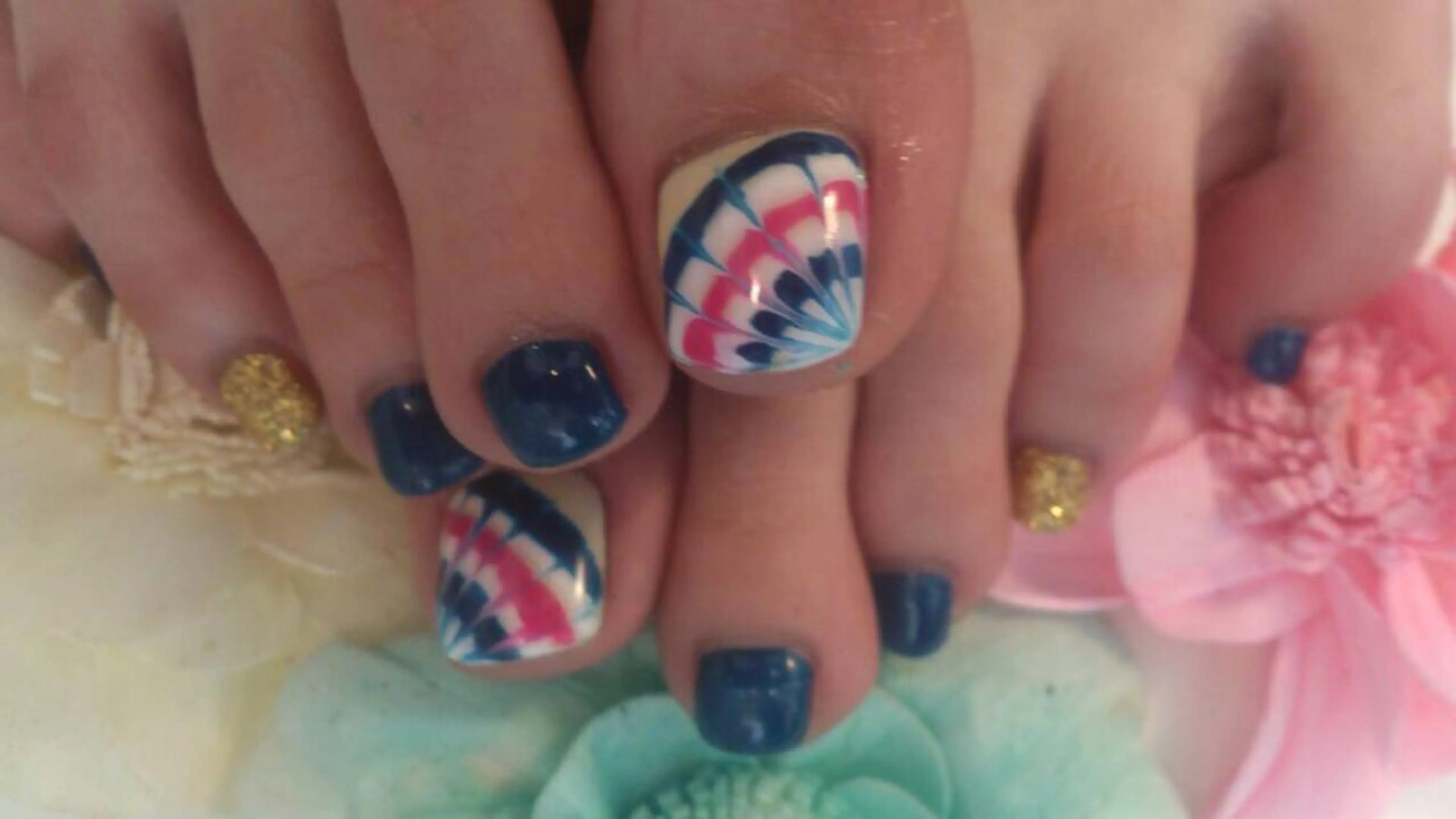 ネイル フットネイル ピーコックネイル cuty nailのネイルデザイン