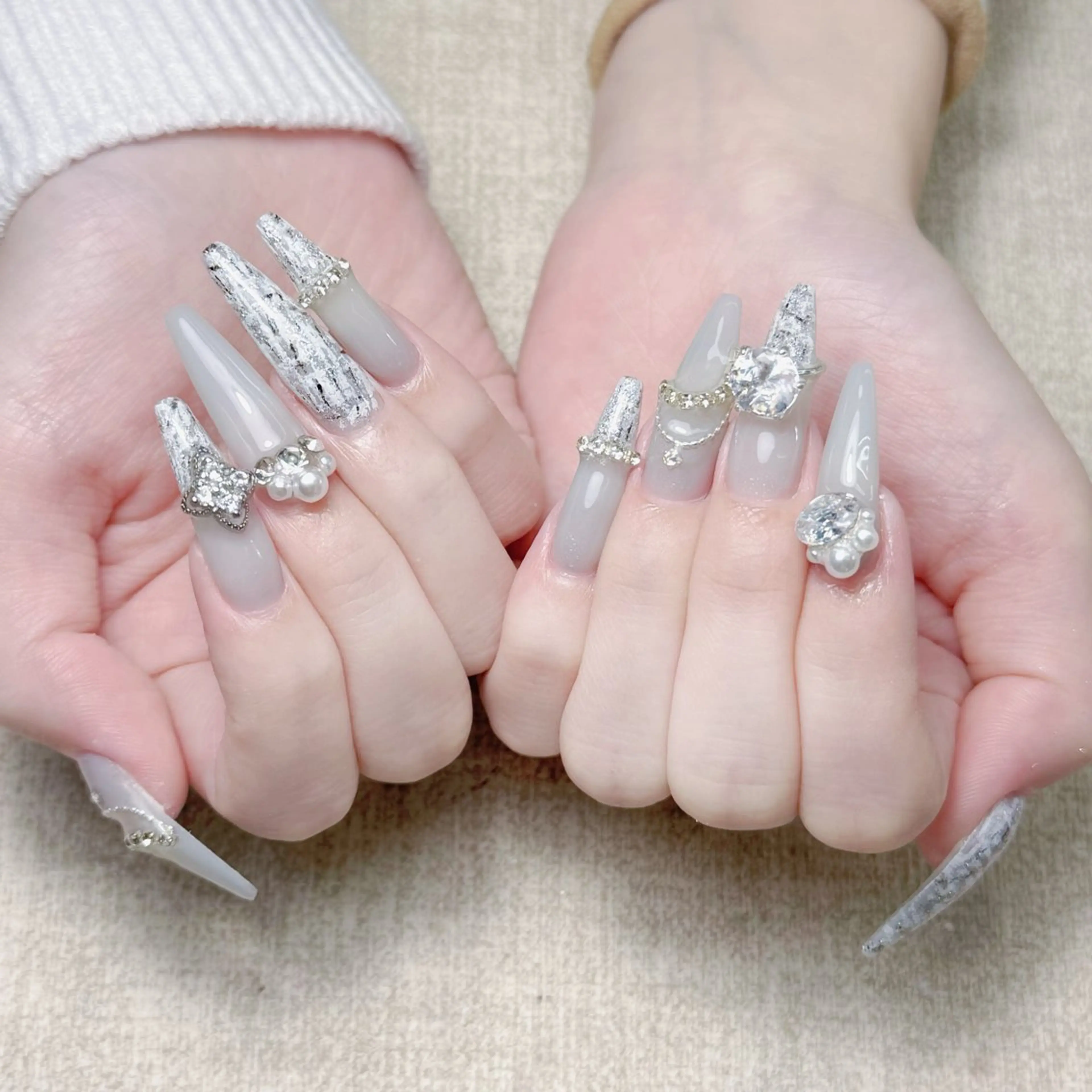 ネイル ハンドネイル いちご chan novaのネイルデザイン