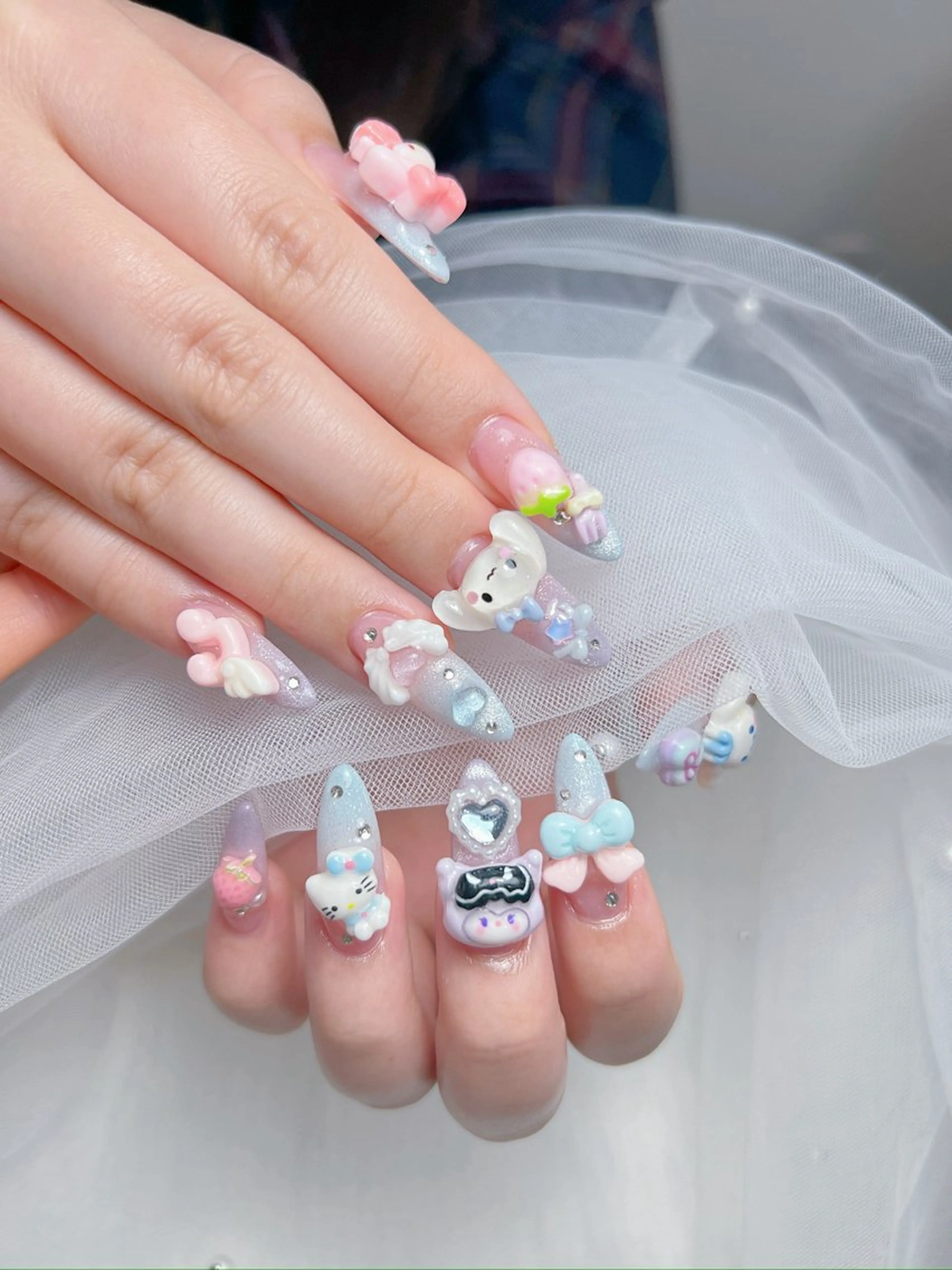 ネイル アートネイル オーロラネイル チークネイル 長さ出し フットネイル Miya_nail所属・Miya _nailのネイルデザイン