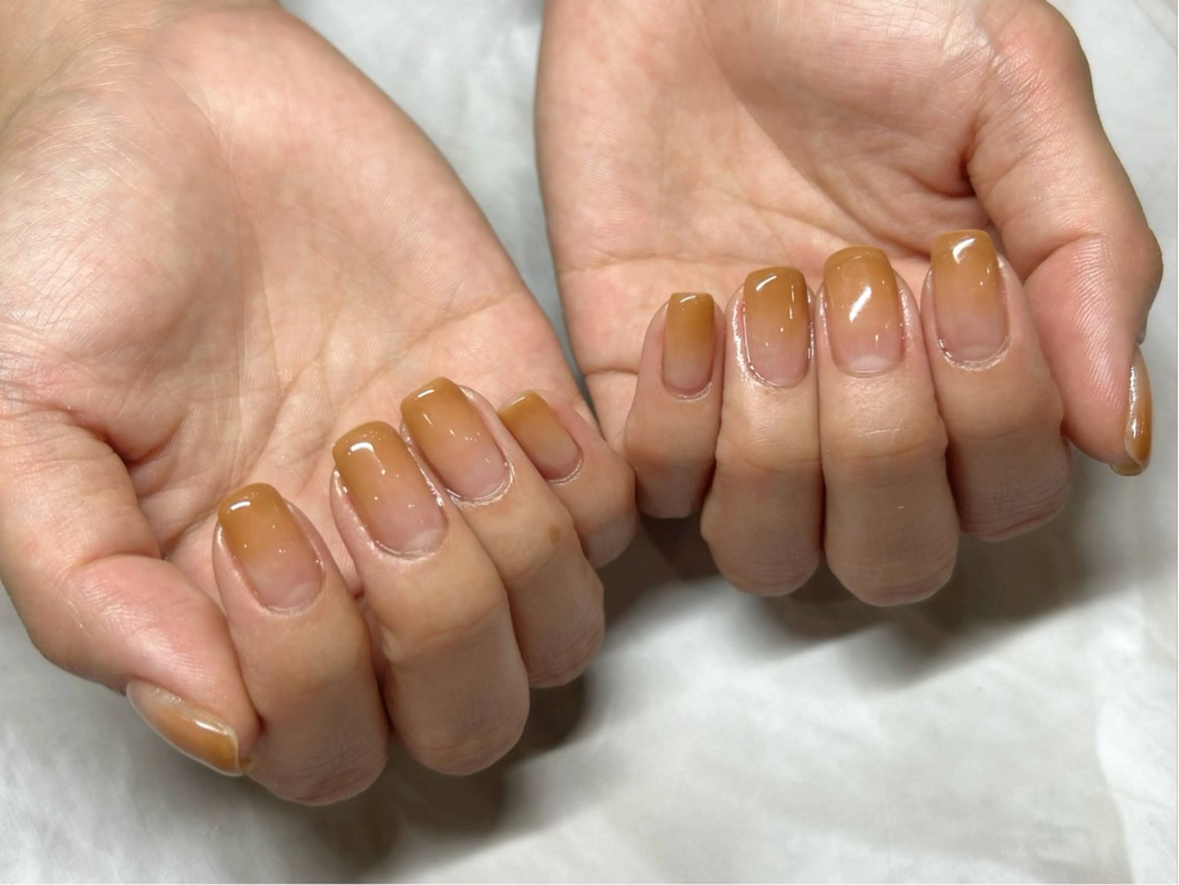 ネイル グラデーション REMIA湘南台所属・REMIA 佐藤のネイルデザイン