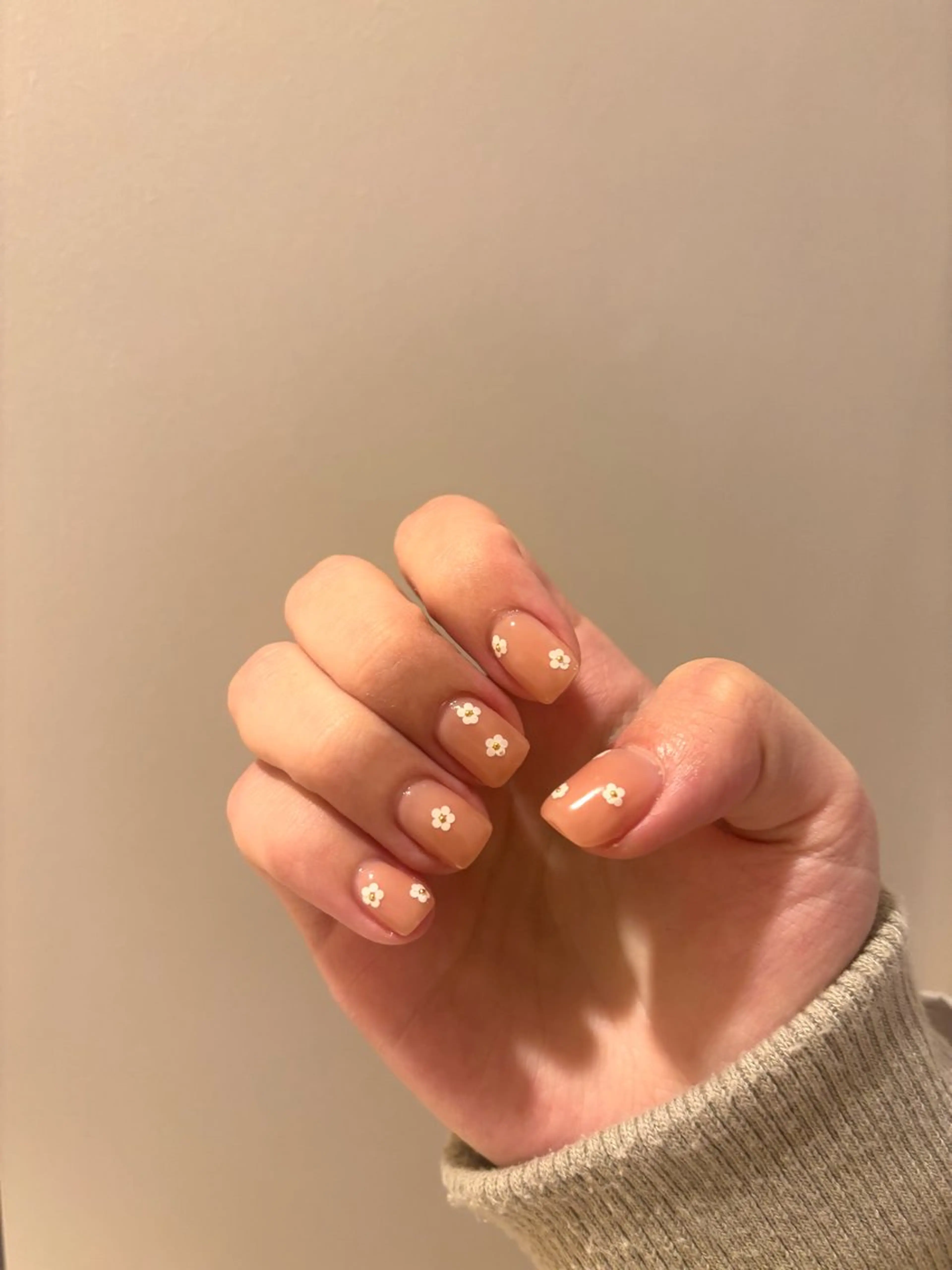 ネイル ホログラムネイル ピンク ハンドネイル Elio所属・Elio 国泰寺のネイルデザイン