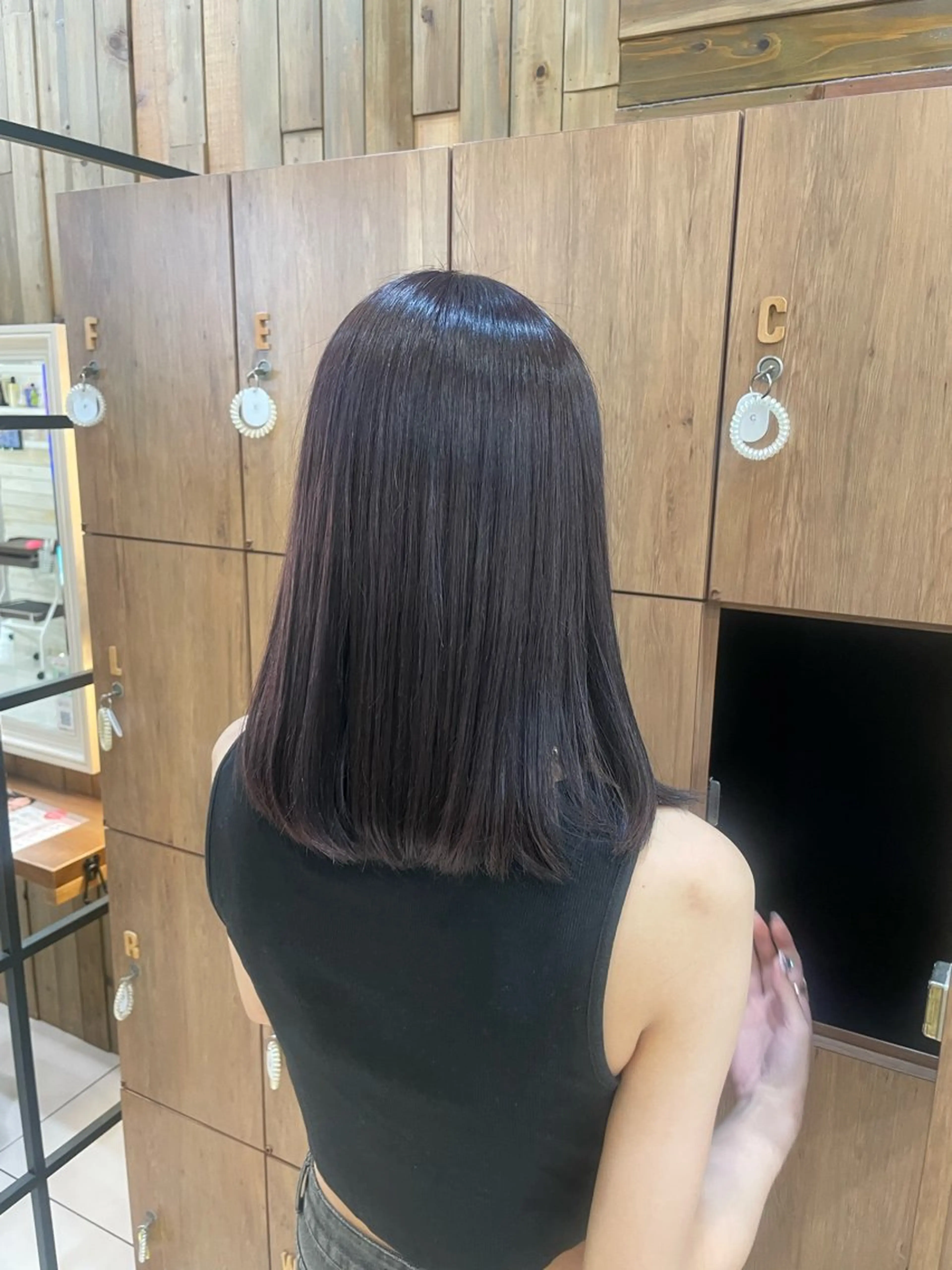 セミロング 韓国カラー／エクステ 松戸梨杏のヘアスタイル