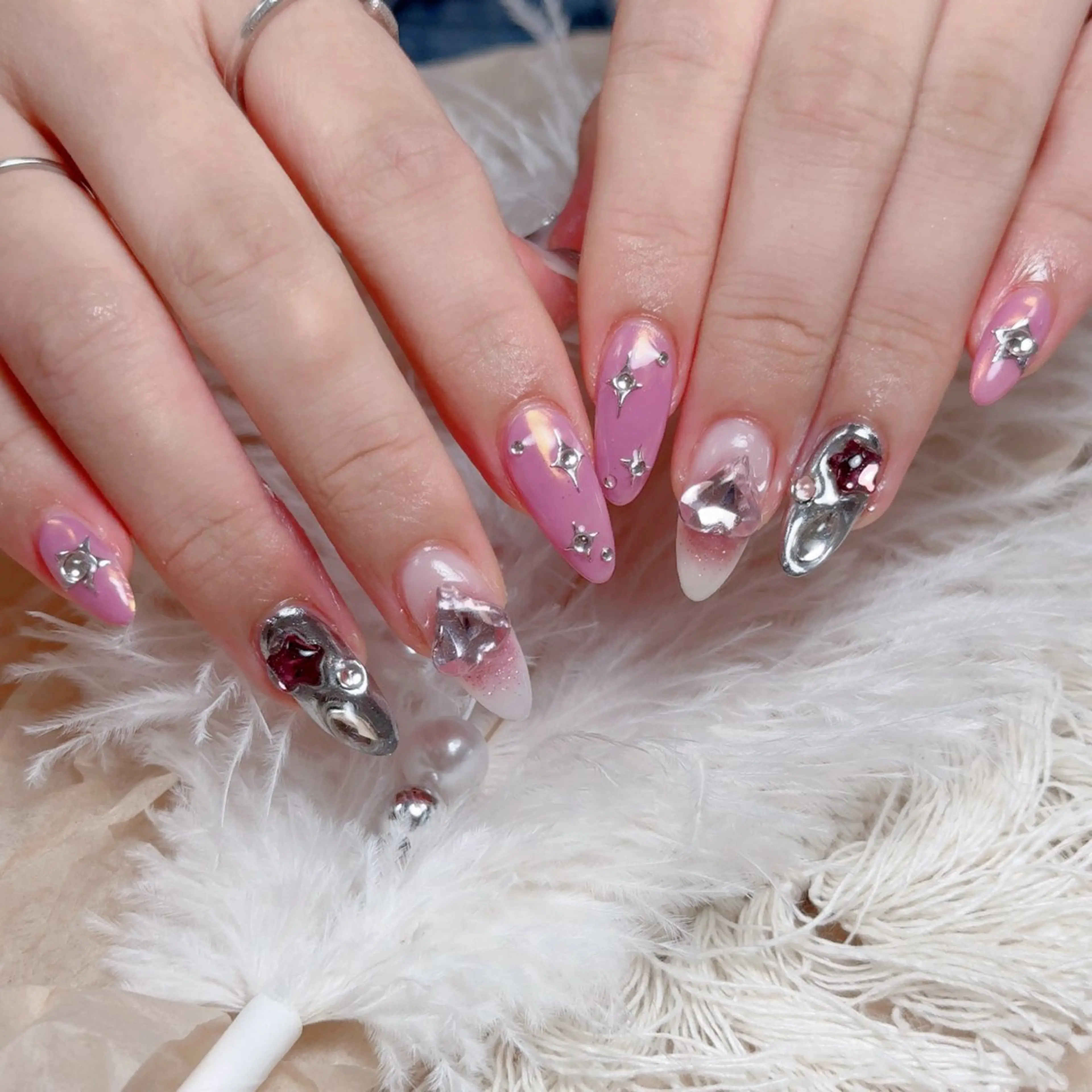 ネイル Maggie Nail🦩のネイルデザイン