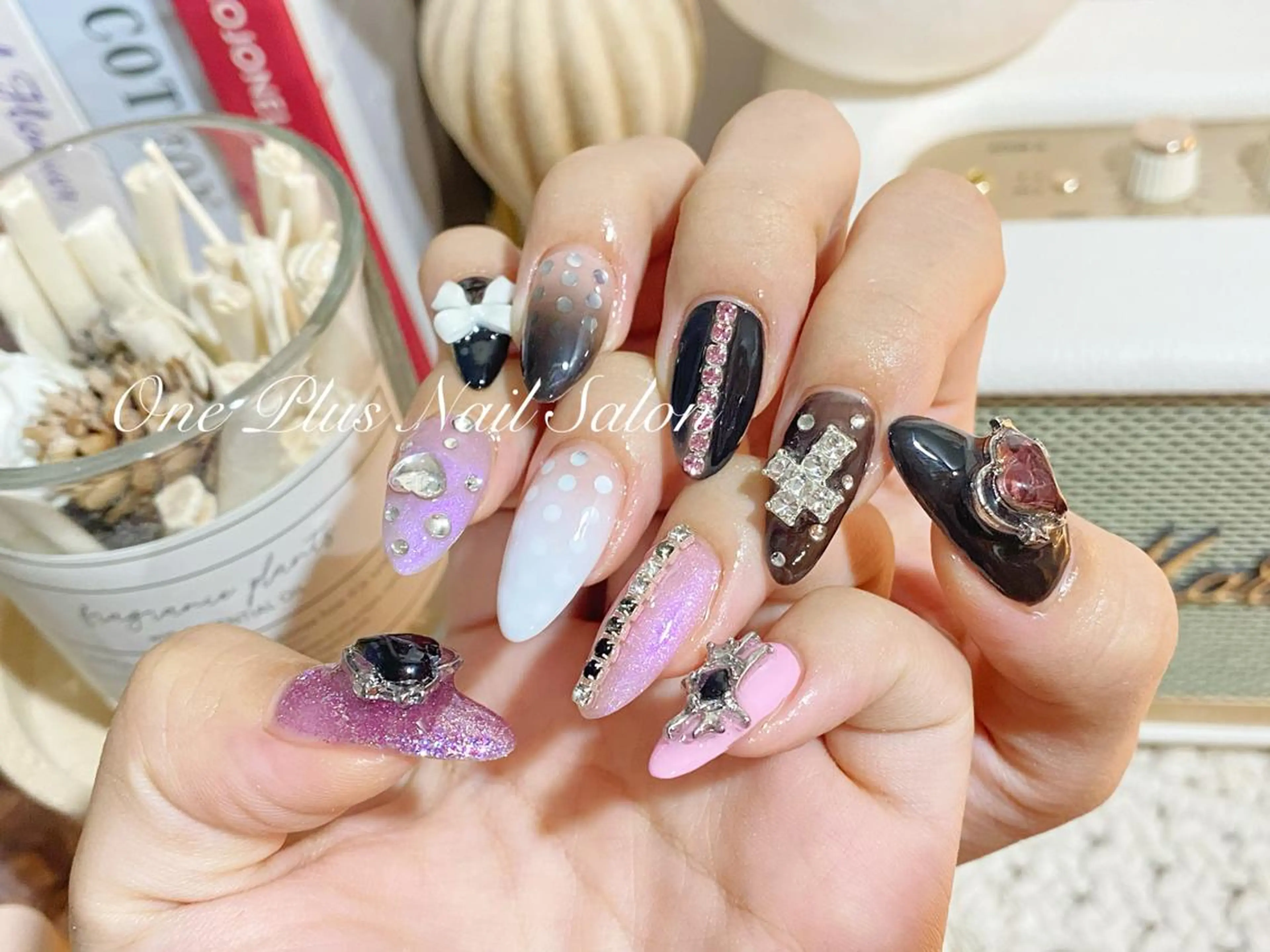 ネイル One Plus Nail Salonのネイルデザイン