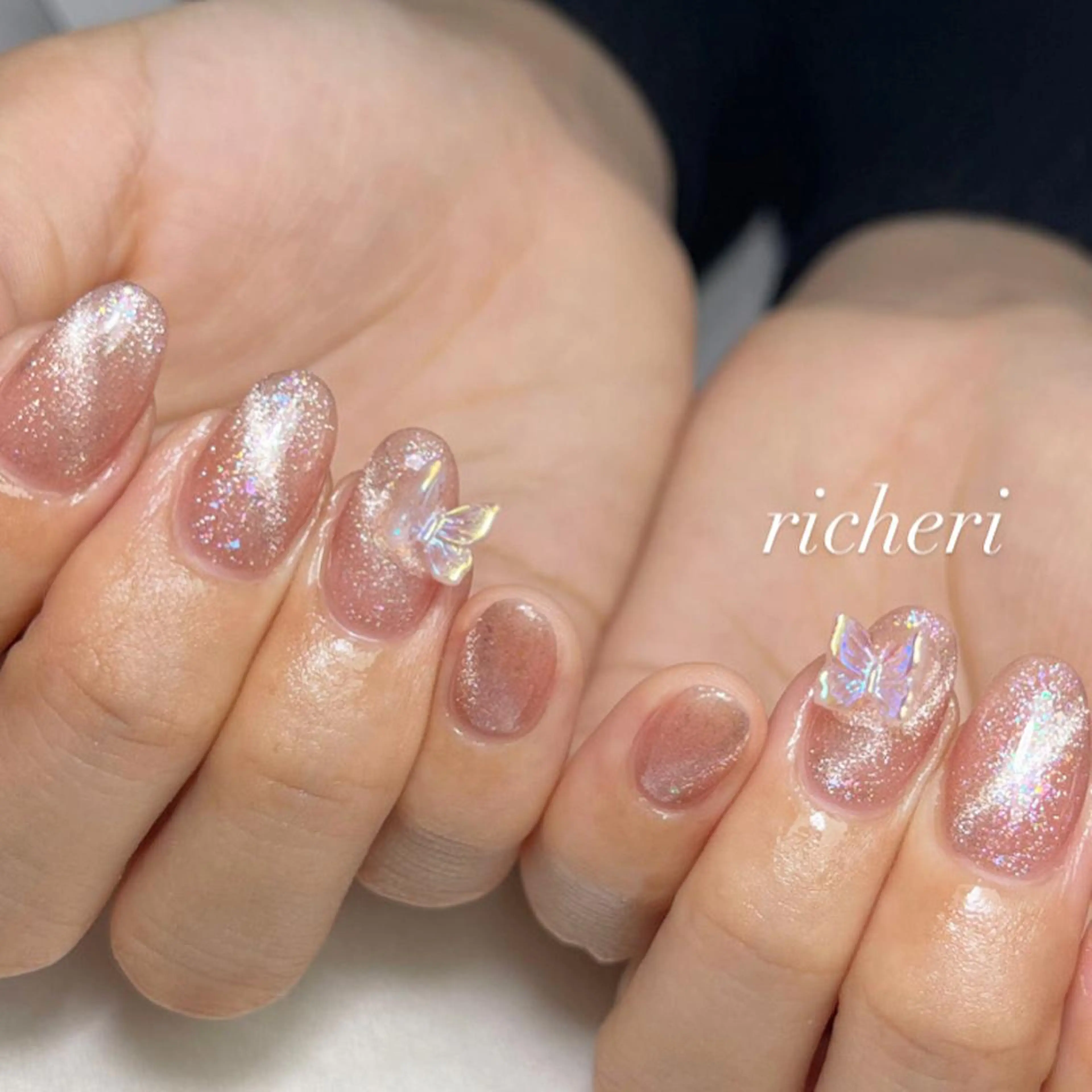 ミディアム ネイル ハンドネイル richeri beautyのネイルデザイン