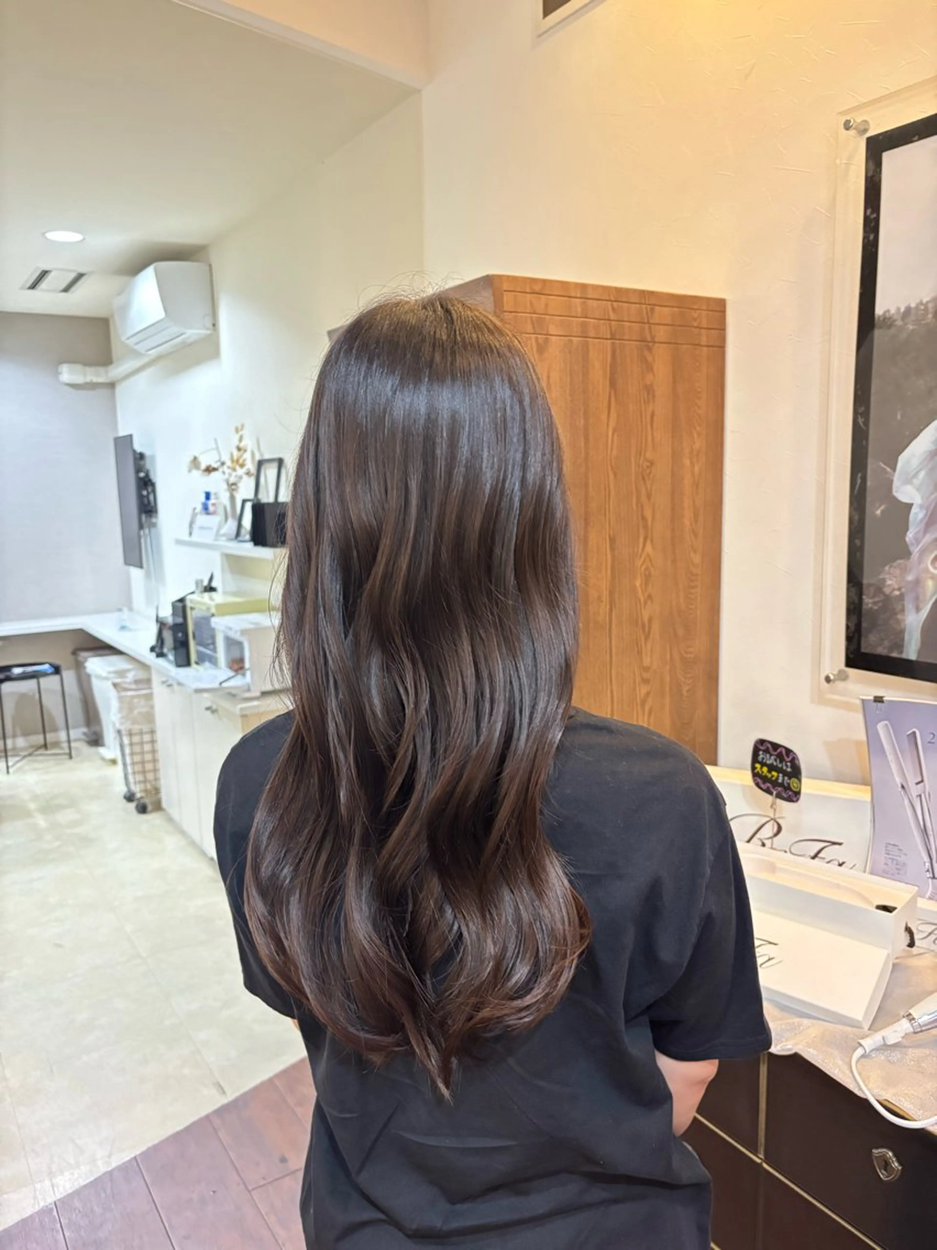 ロング 天野 妃菜のヘアスタイル