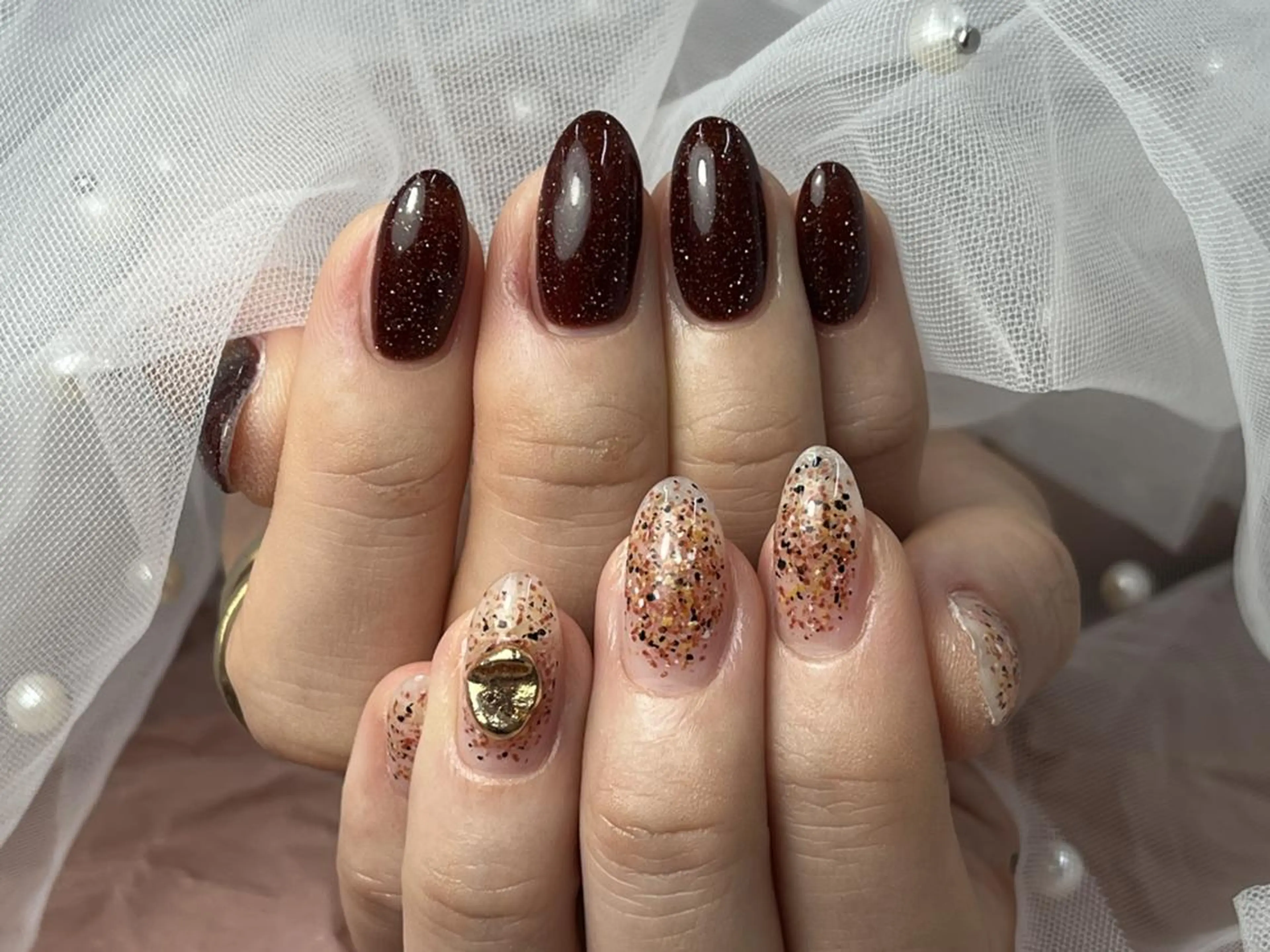 ネイル ボルドー ゴールド ラメ(グリッター) ハンドネイル ToliyDeliy Nail Salonのネイルデザイン