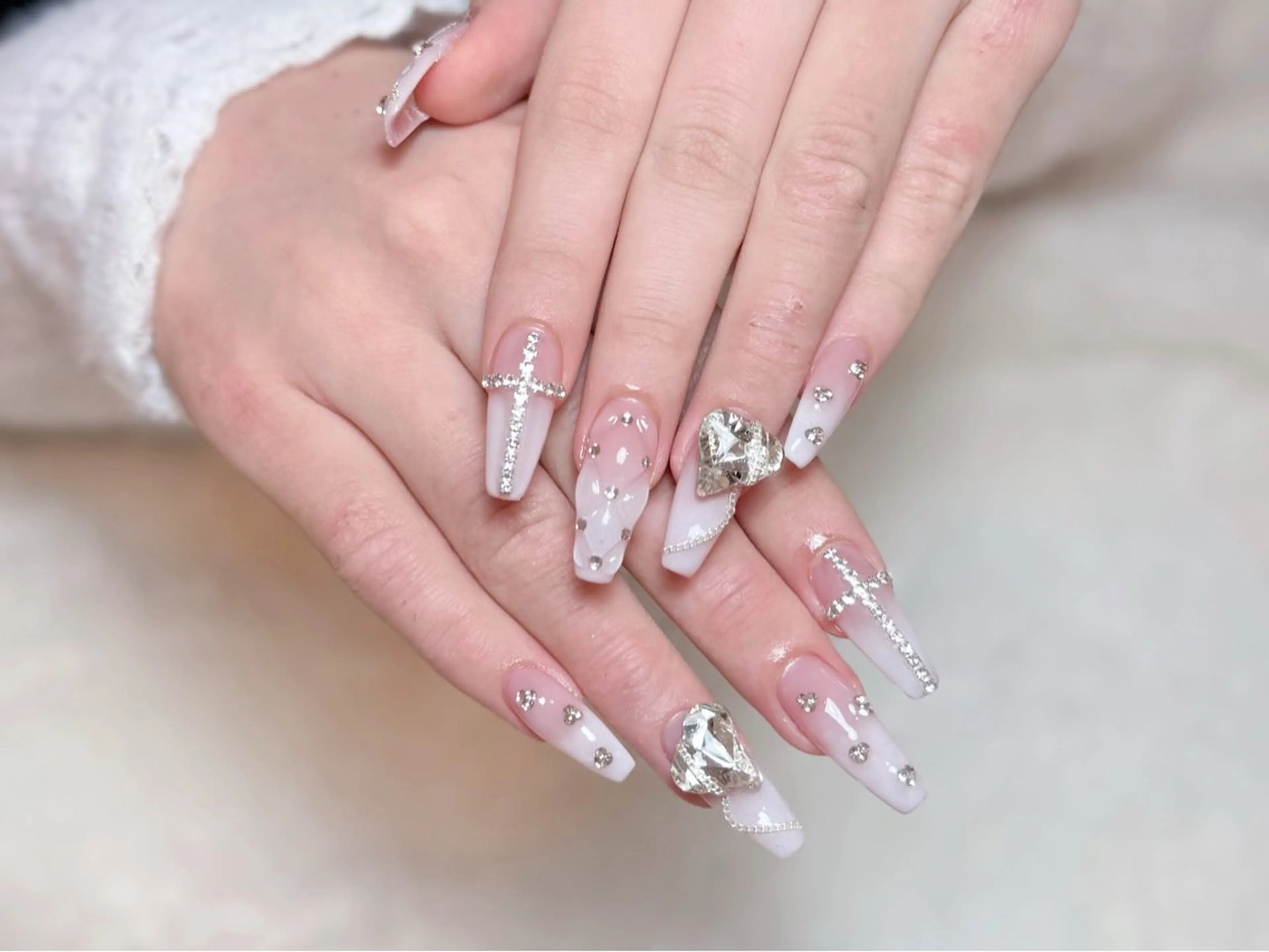 ネイル ネイルサロン Easenのネイルデザイン