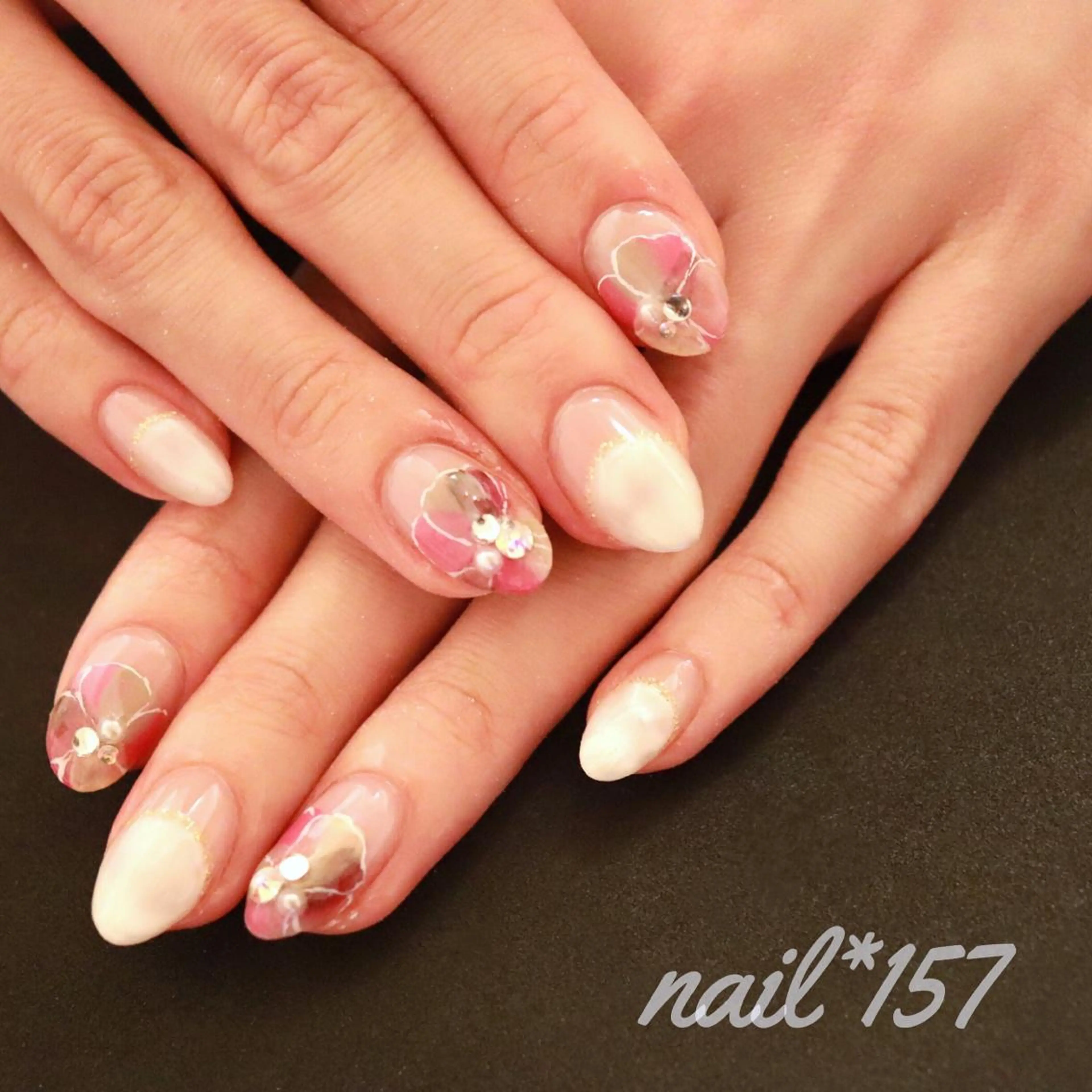 ネイル フラワーネイル フレンチネイル nail*157 .のネイルデザイン