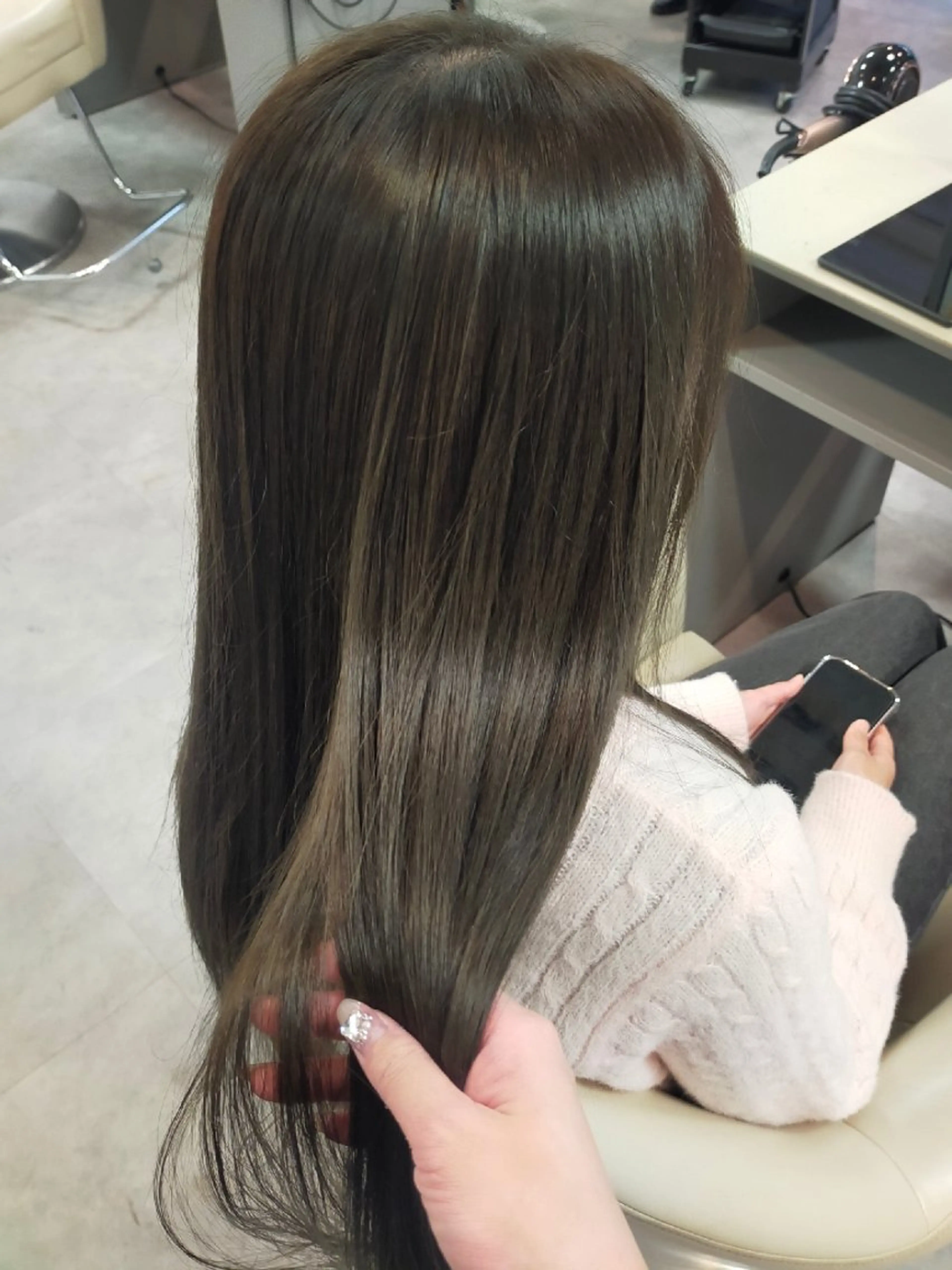 カラー ヘアカラー トリートメント SiLO 🎀 𝕂𝕒𝕟𝕟𝕒のヘアスタイル