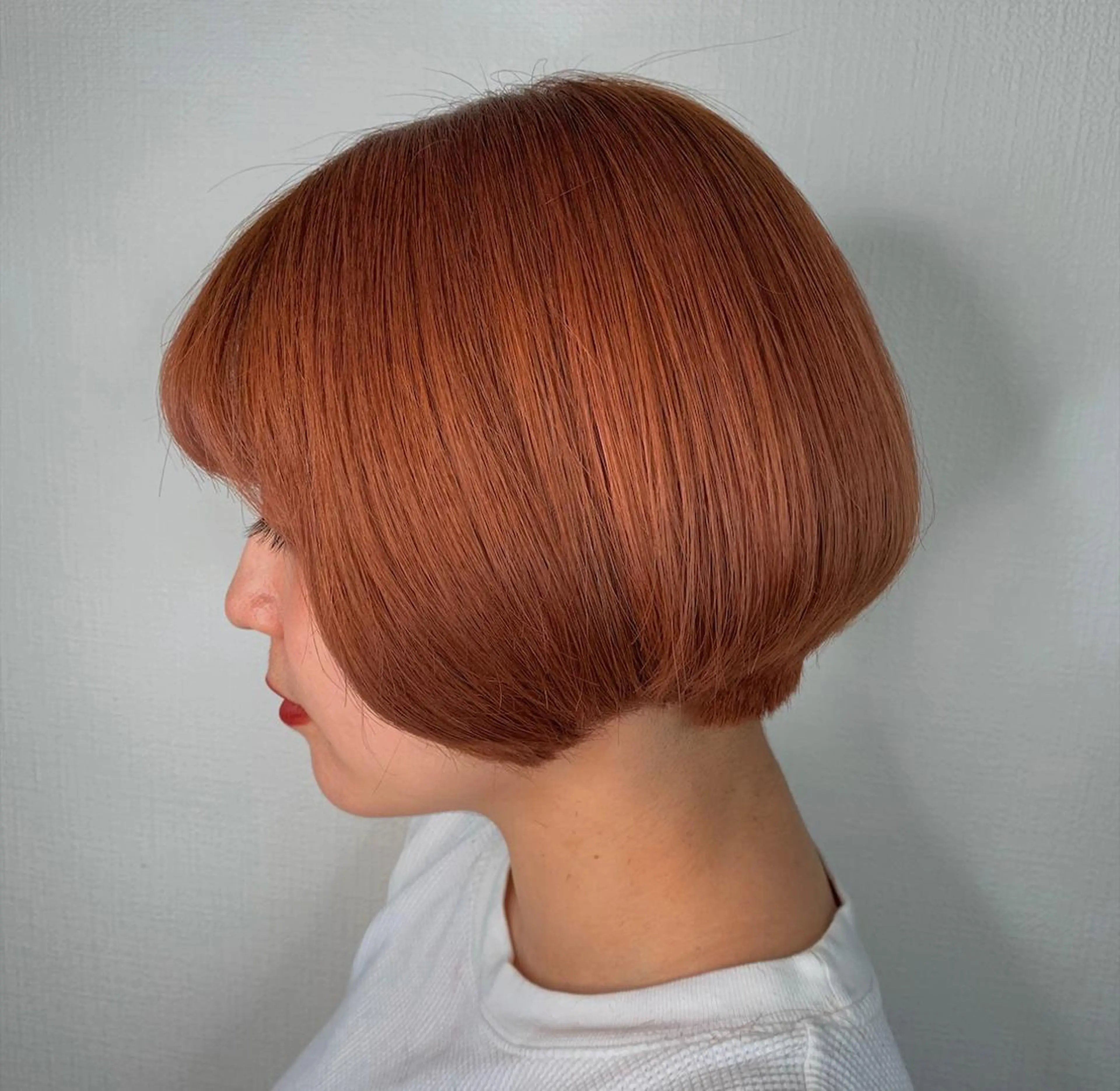 ショート ヘアカラー 袴田 伊代のヘアスタイル