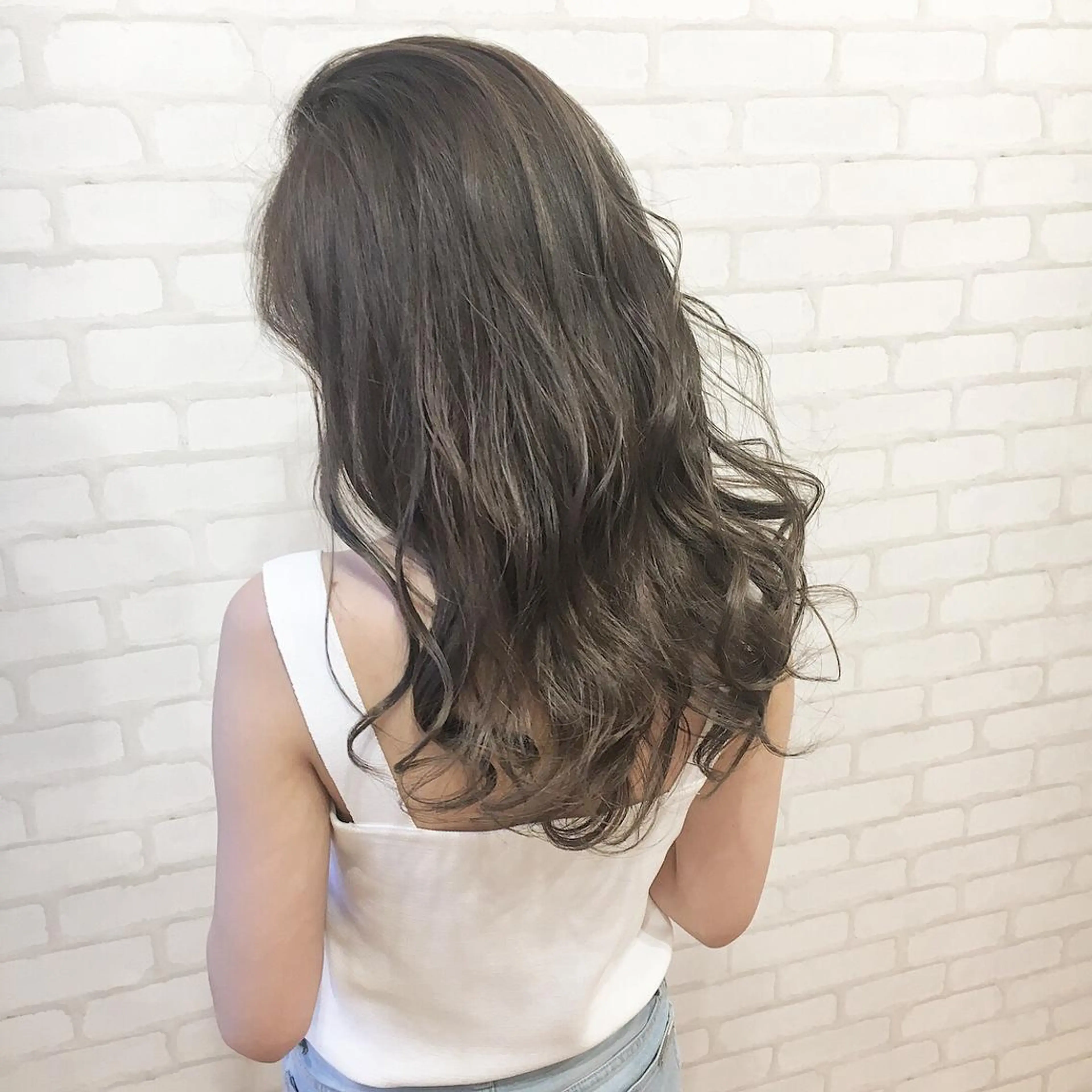 ロング カラー ヘアアレンジ グレージュ ✨艶髪✨透明感✨ 山内大樹のヘアスタイル