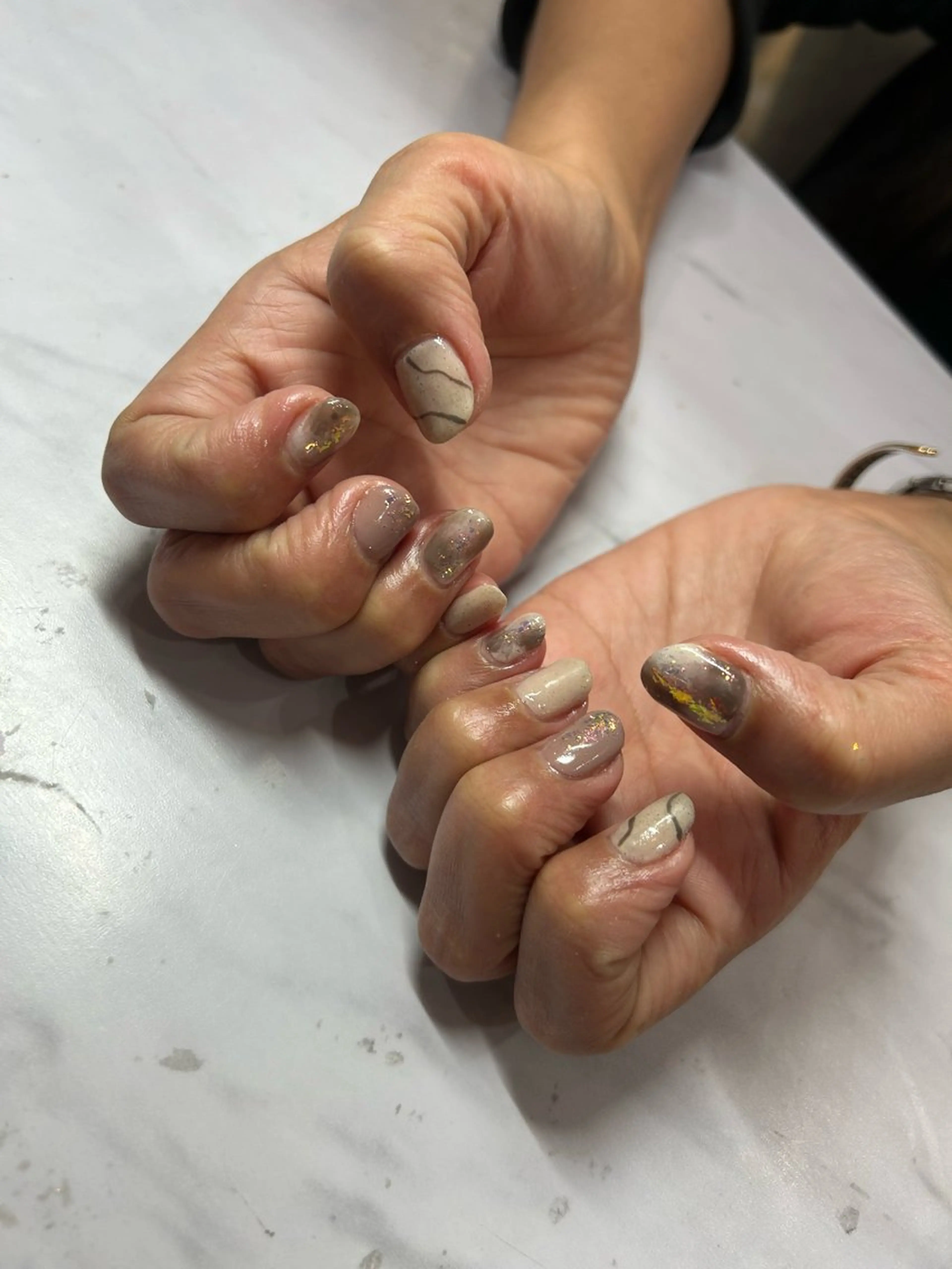 ネイル ニュアンスネイル ネイルサロンエーナインイオンモール苗穂店所属・N. kurumiのネイルデザイン