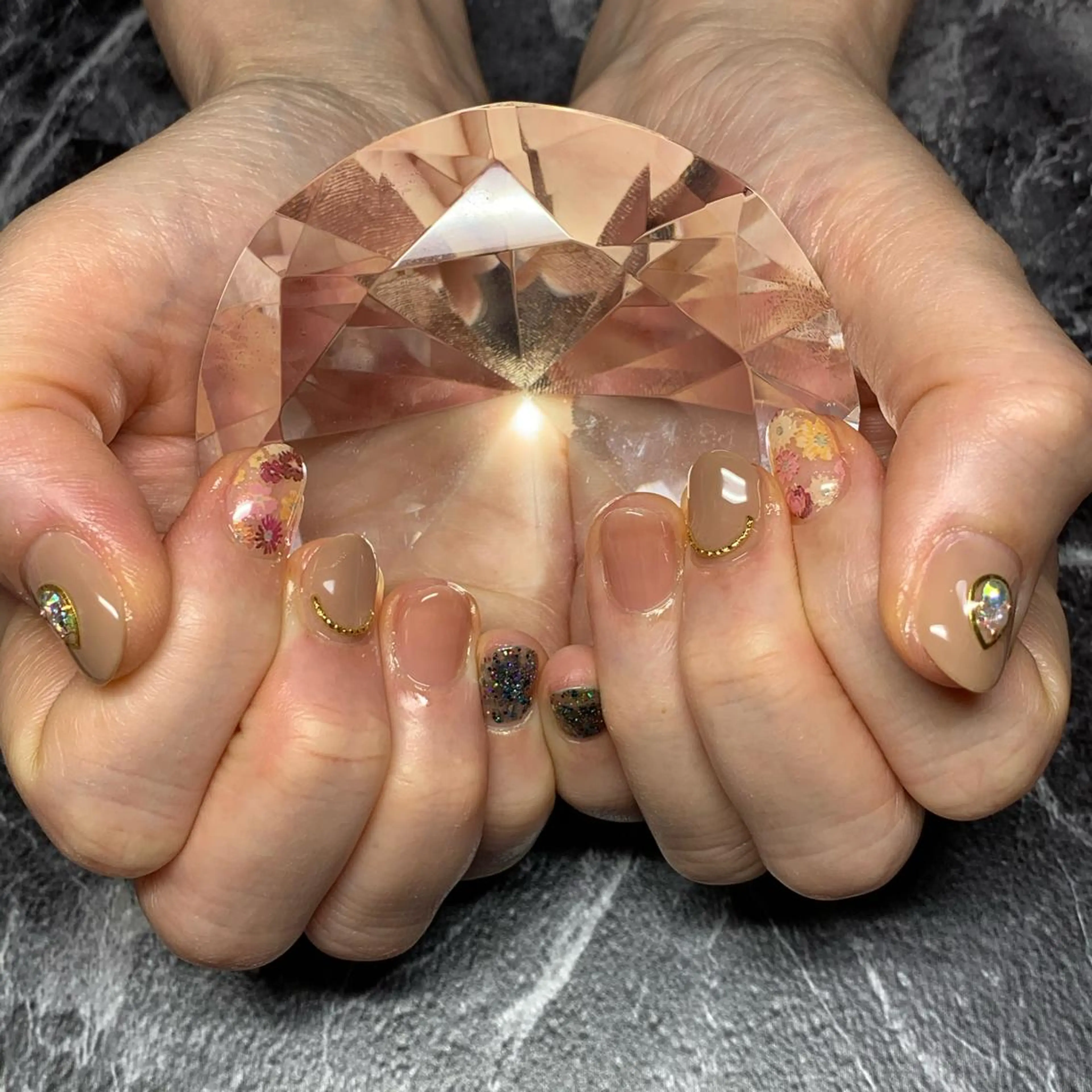 ネイル RuxuryNail ／RiAnnaのネイルデザイン