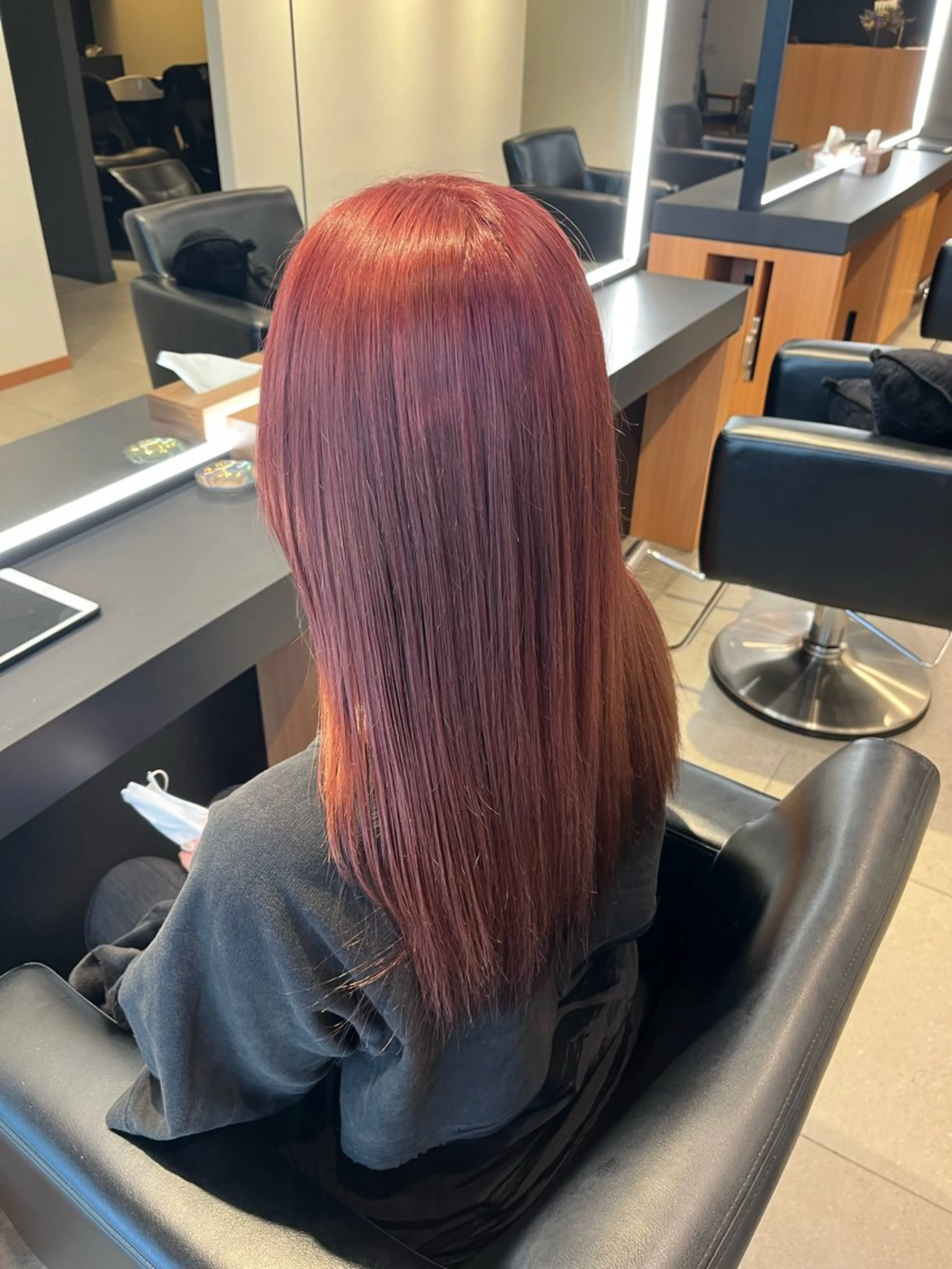 ロング カラー レッドカラー ERII /伏見・栄 カットモデル募集中！のヘアスタイル