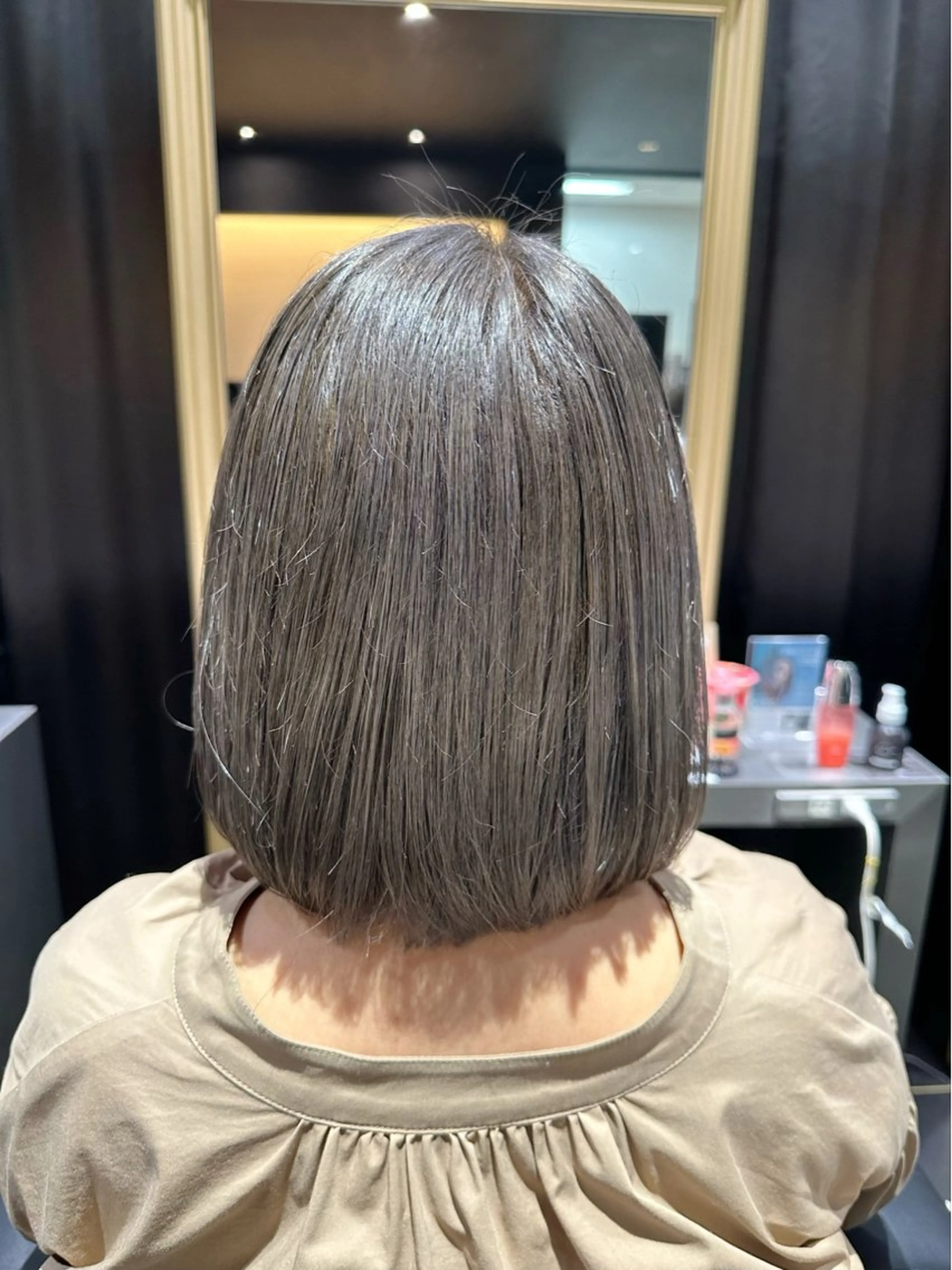 ミディアム カット ヘアカラー トリートメント ボブスタイル/ 透明感カラー/八幡のヘアスタイル