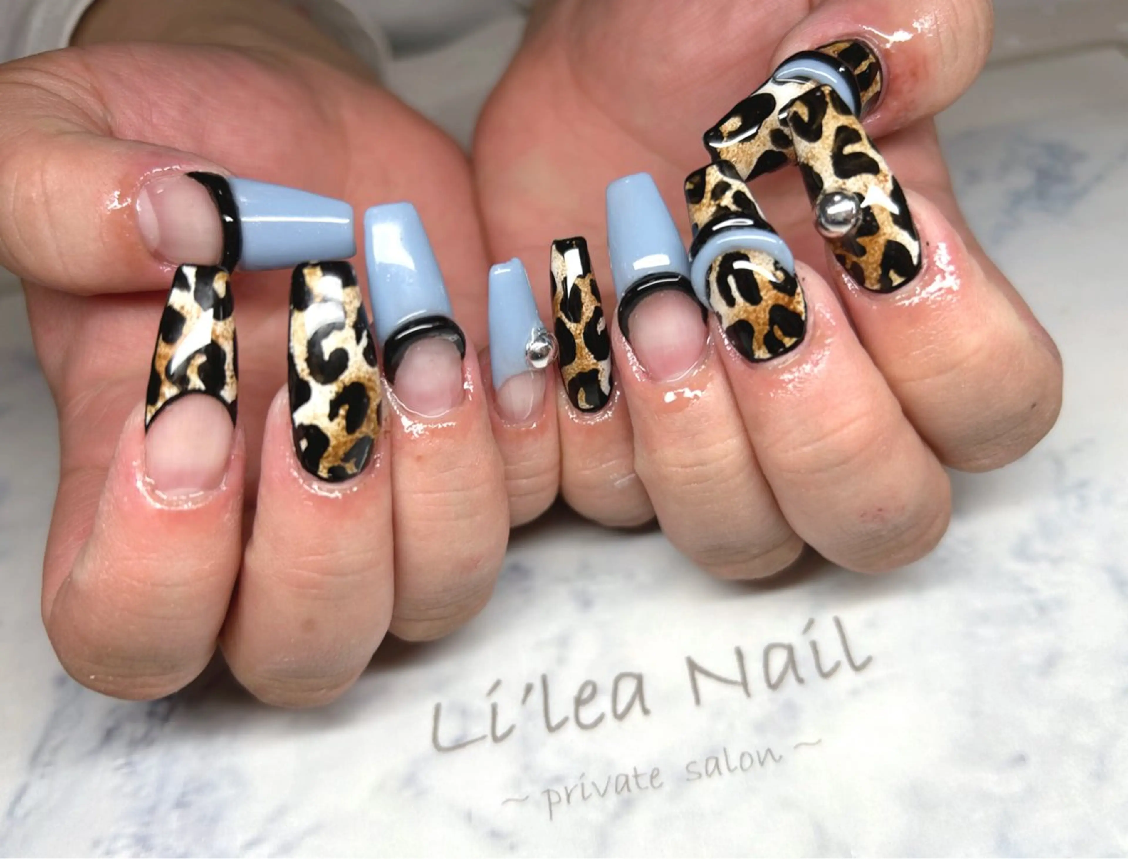 ネイル Li'leaNail AINAのネイルデザイン