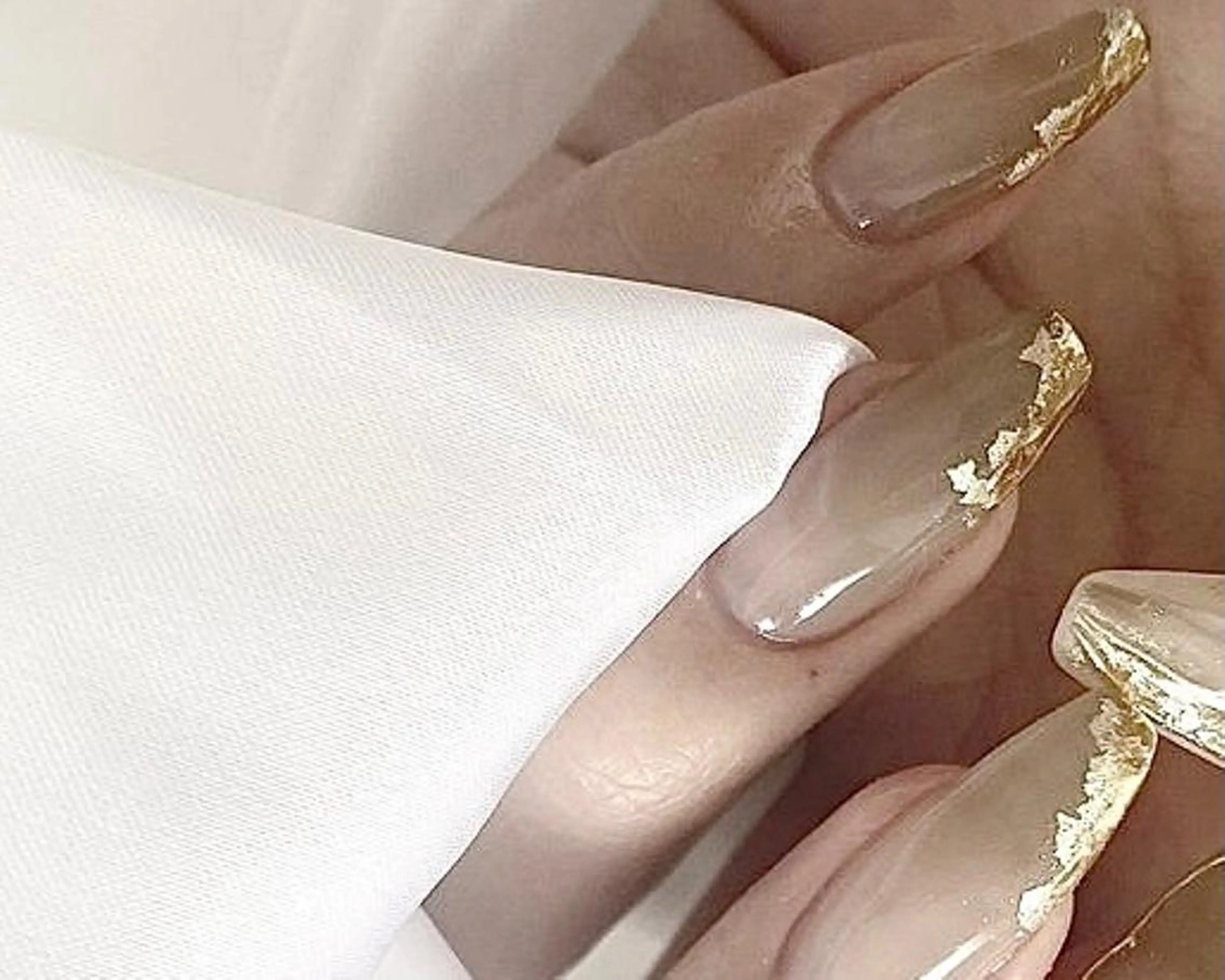 ネイル Ray. ／綺麗目ニュアンスのネイルデザイン