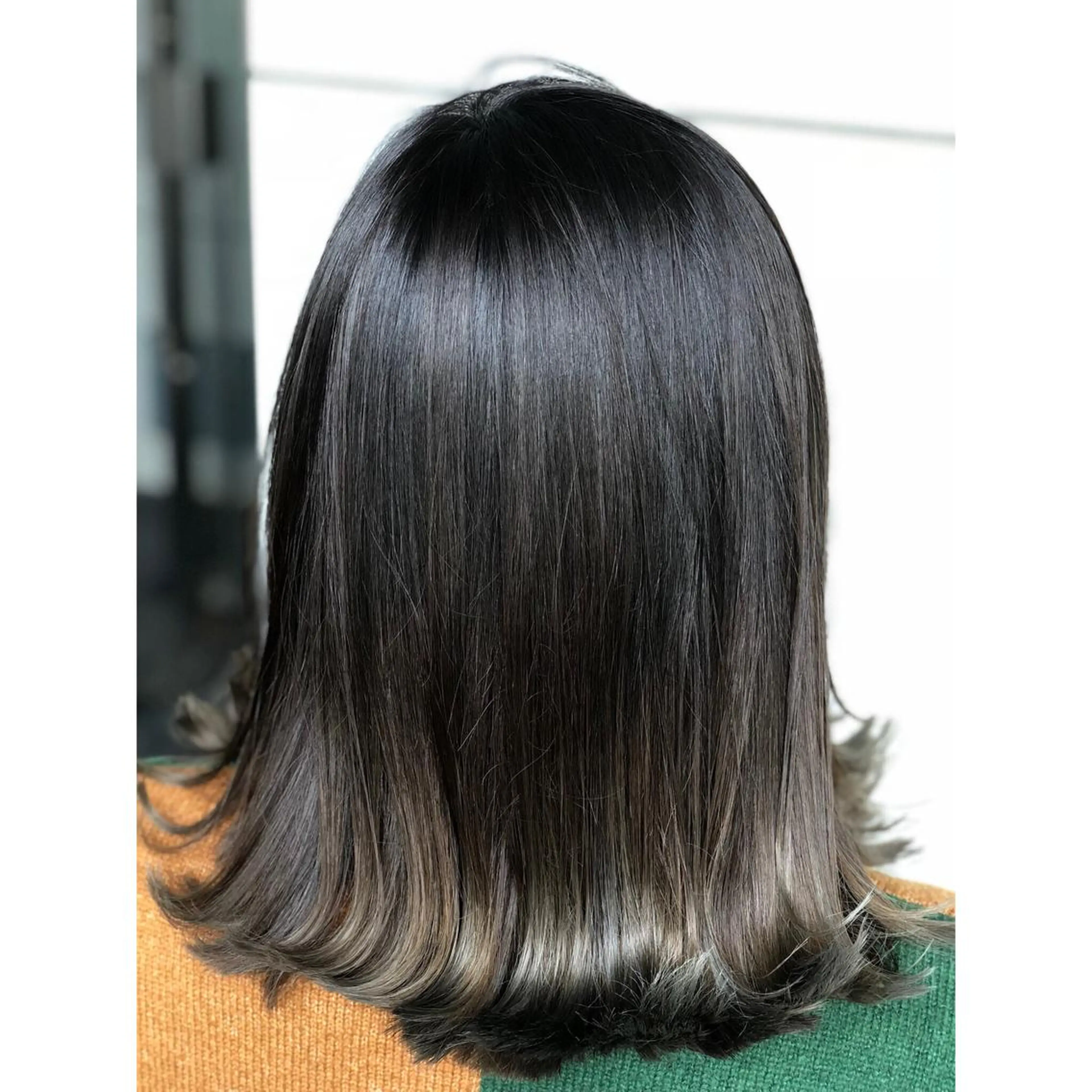 ショート カラー アッシュ アッシュブラック 黒髪 ブルーカラー ブルージュ パーソナルカラー診断 できます　木曽　主博のヘアスタイル