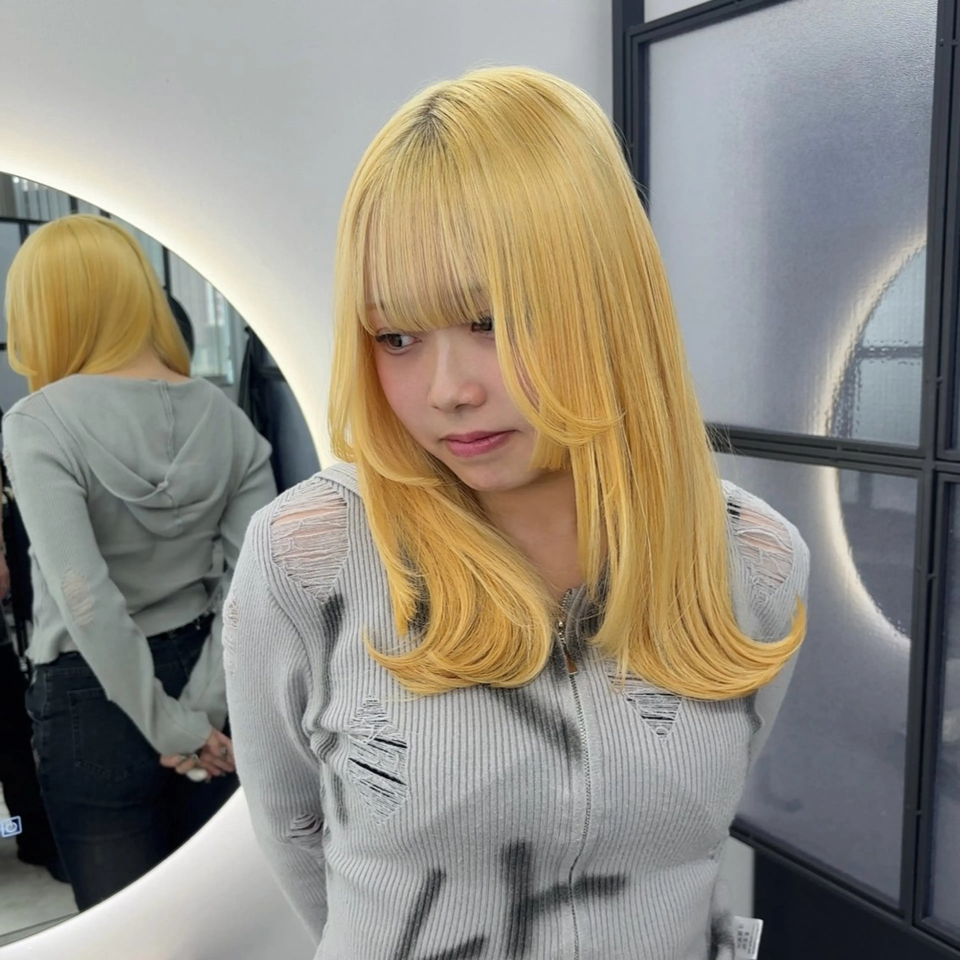 ロング カラー ヘアカラー Ren. 🦋デザインカラーのヘアスタイル