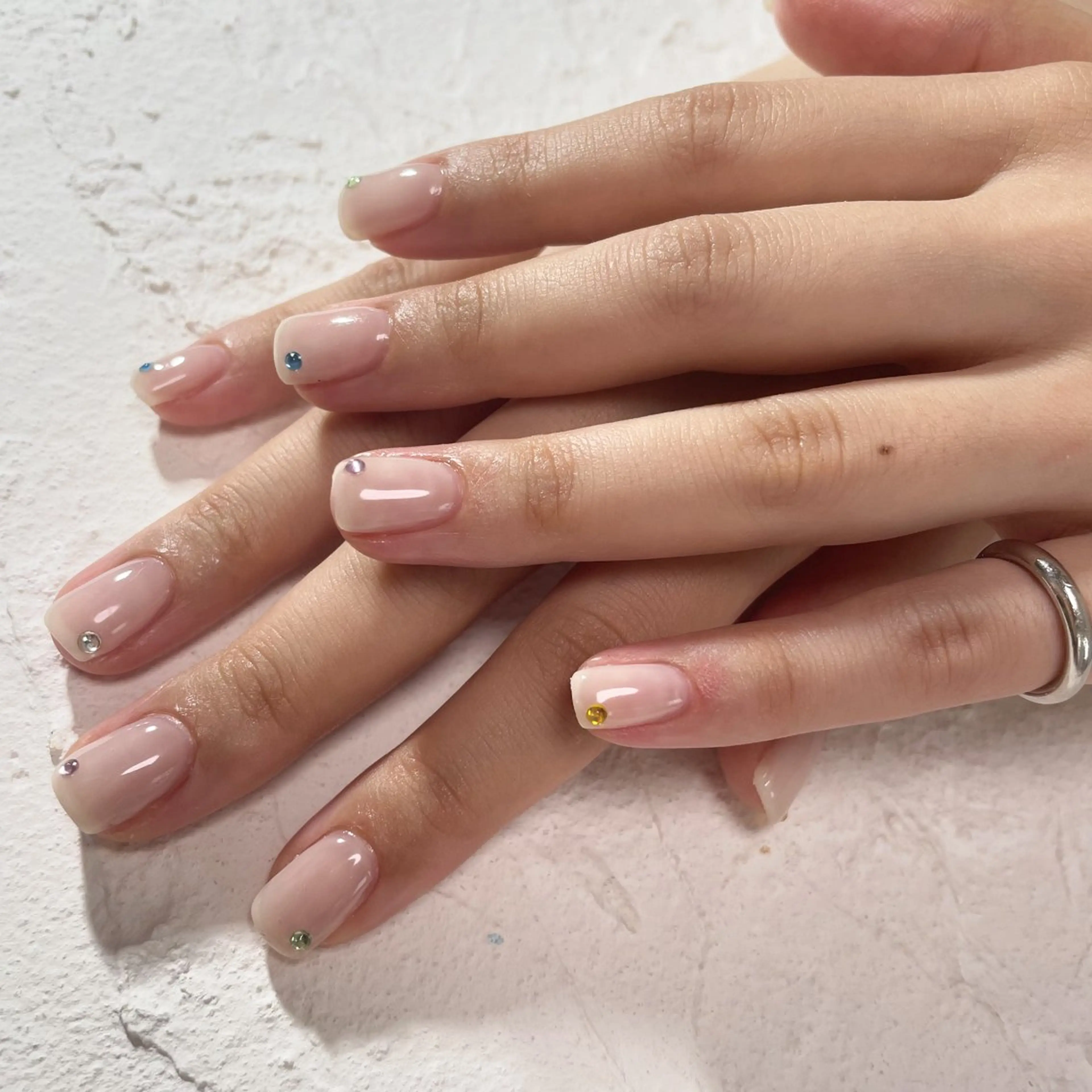 ネイル nail.gorin所属・吉村 優子のネイルデザイン