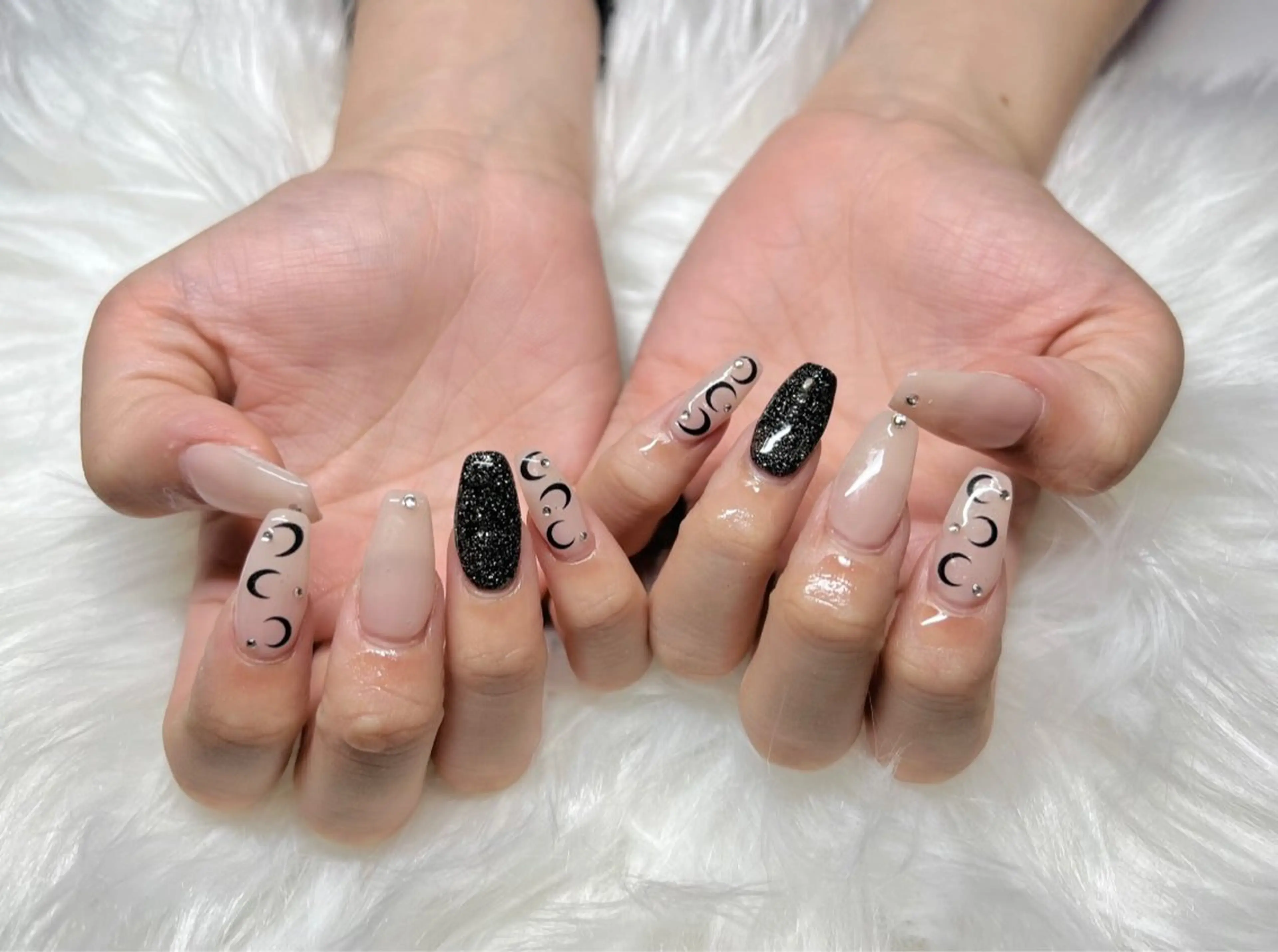 ネイル ハンドネイル CHARME 🤎〔RINA〕のネイルデザイン