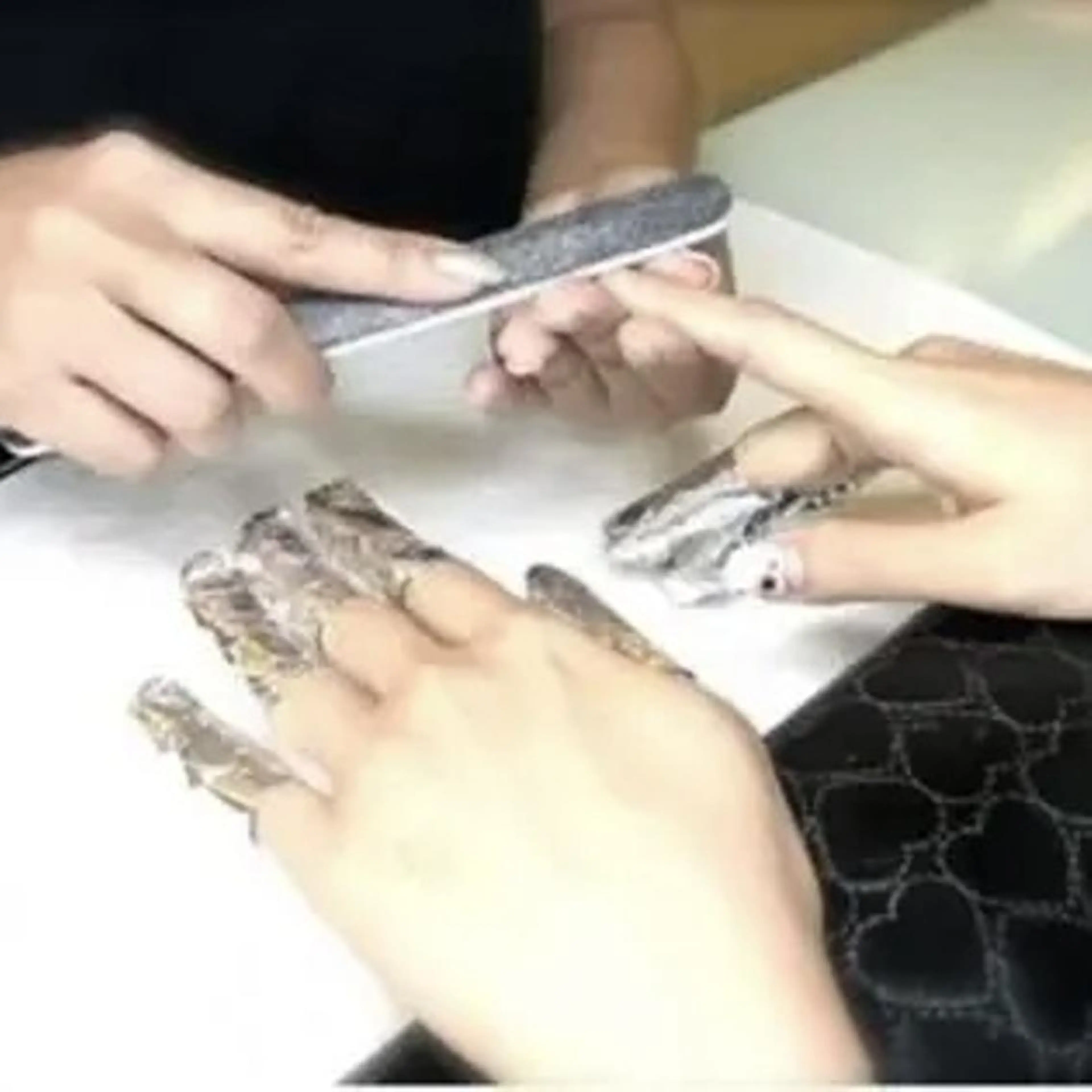 ネイル 1stnail YUIのネイルデザイン