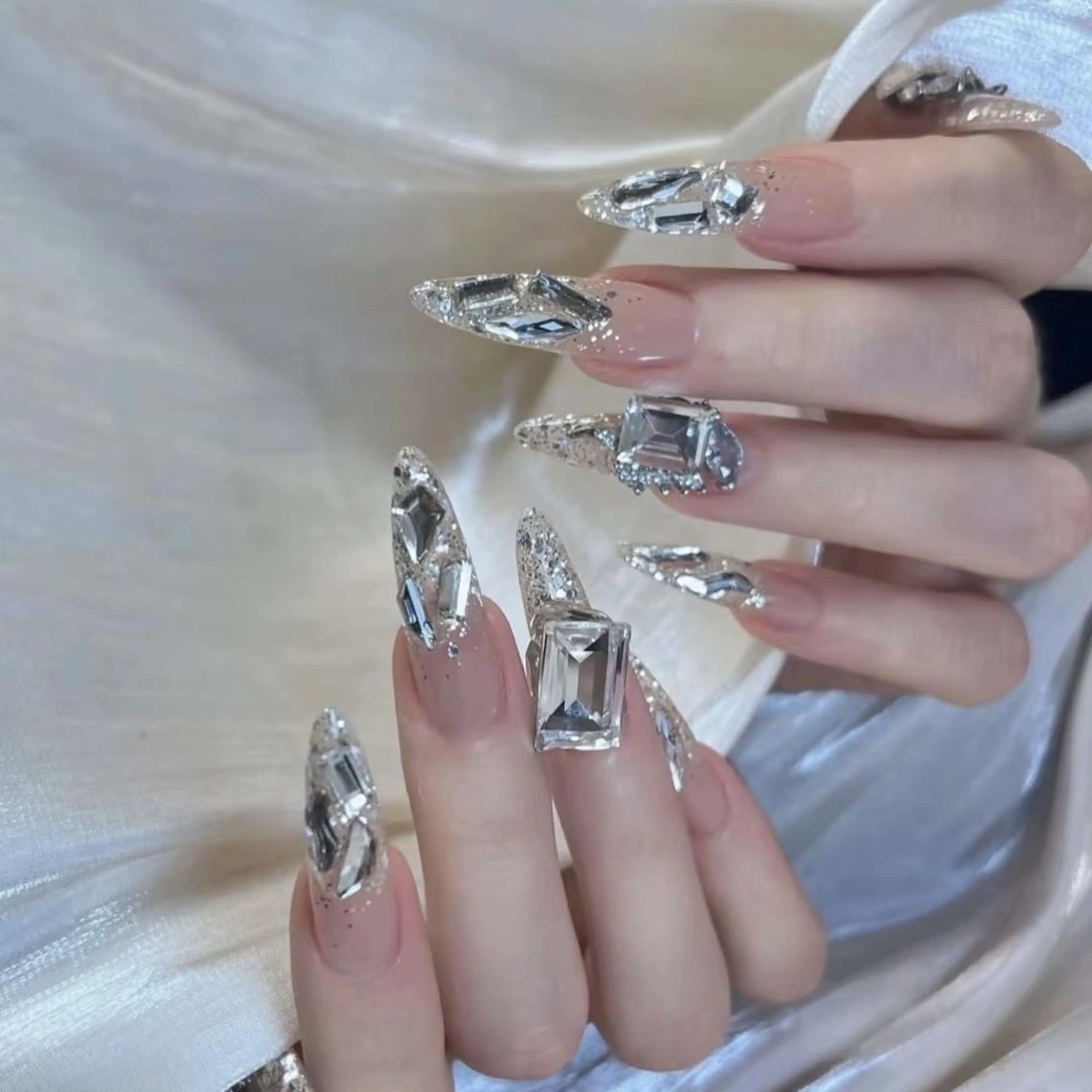 ネイル ハンドネイル ハンドケア 🦋momo 🦋のネイルデザイン