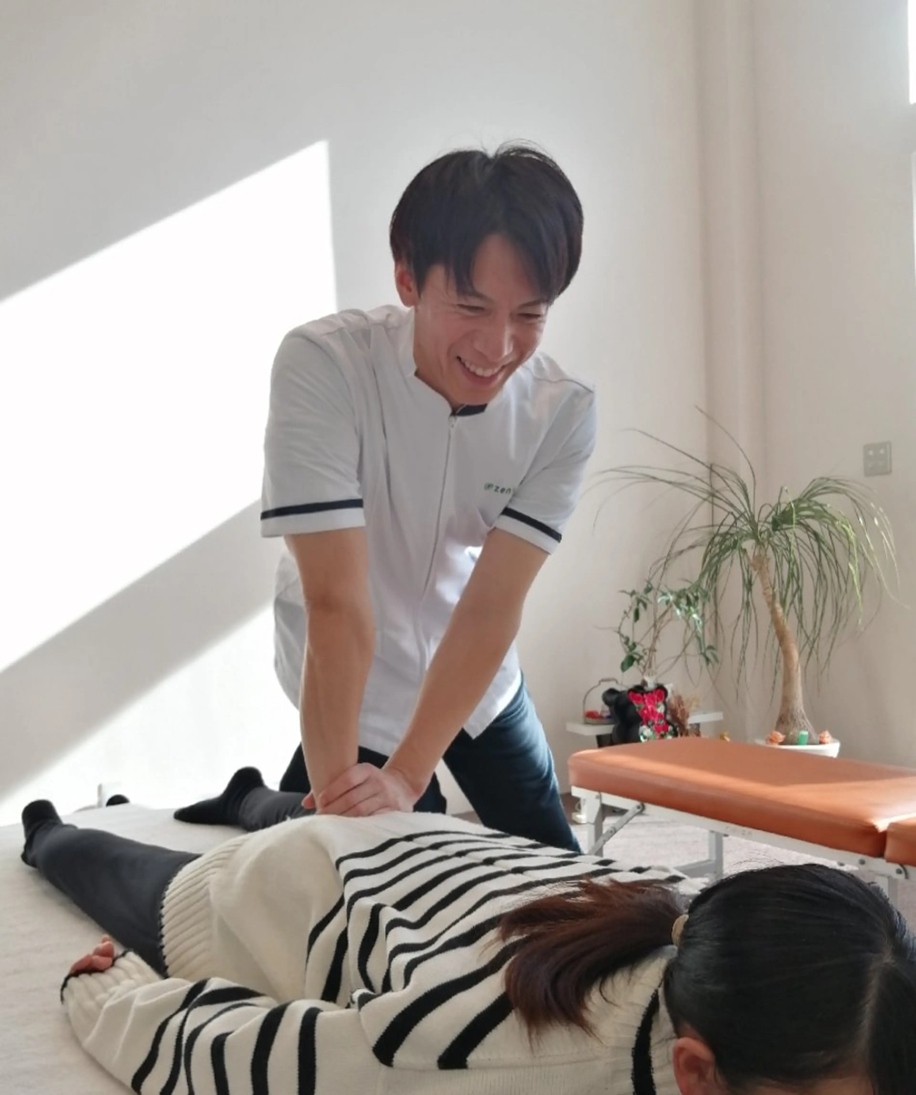 学割　姿勢矯正の写真