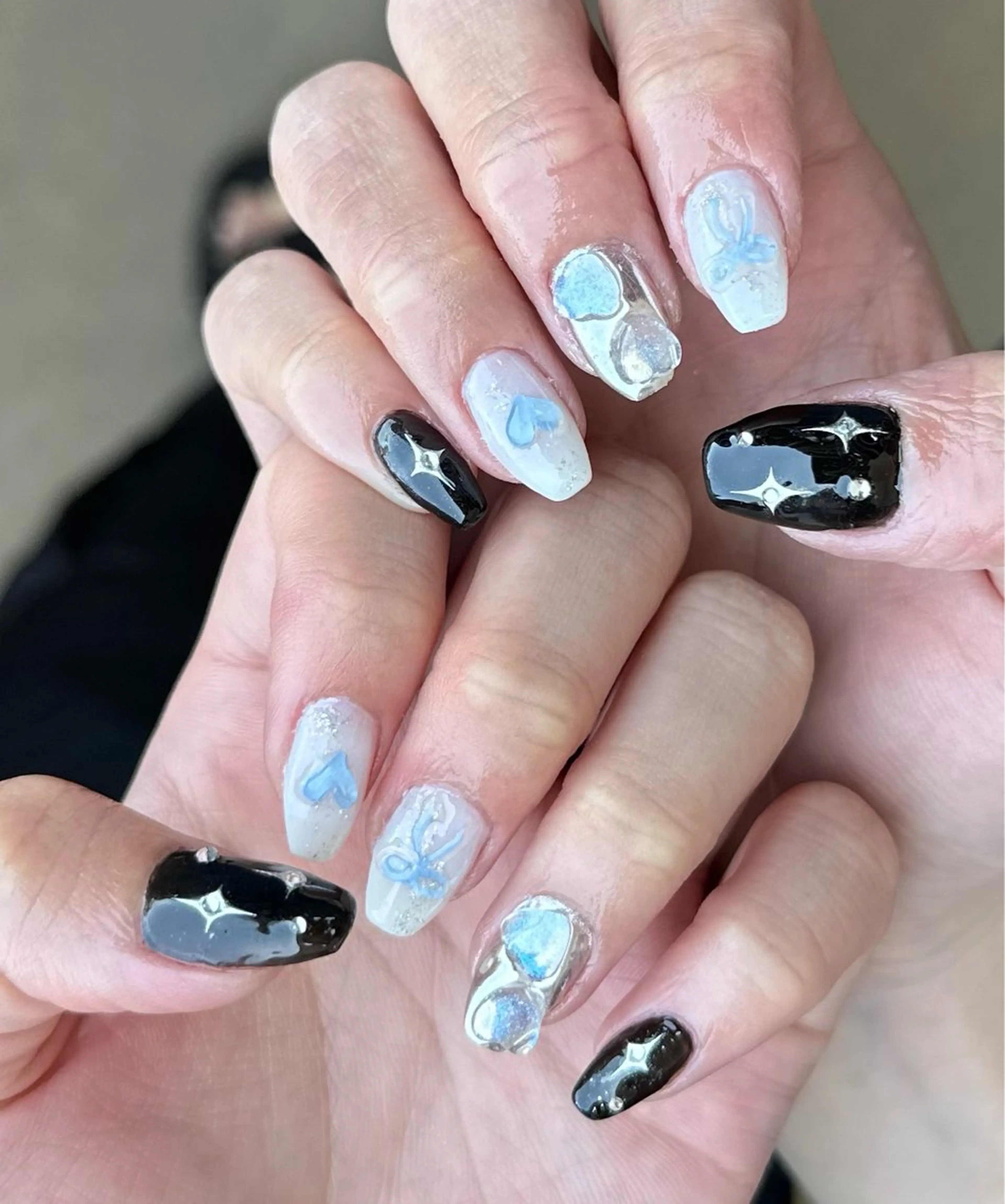 ネイル 新山 聖のネイルデザイン