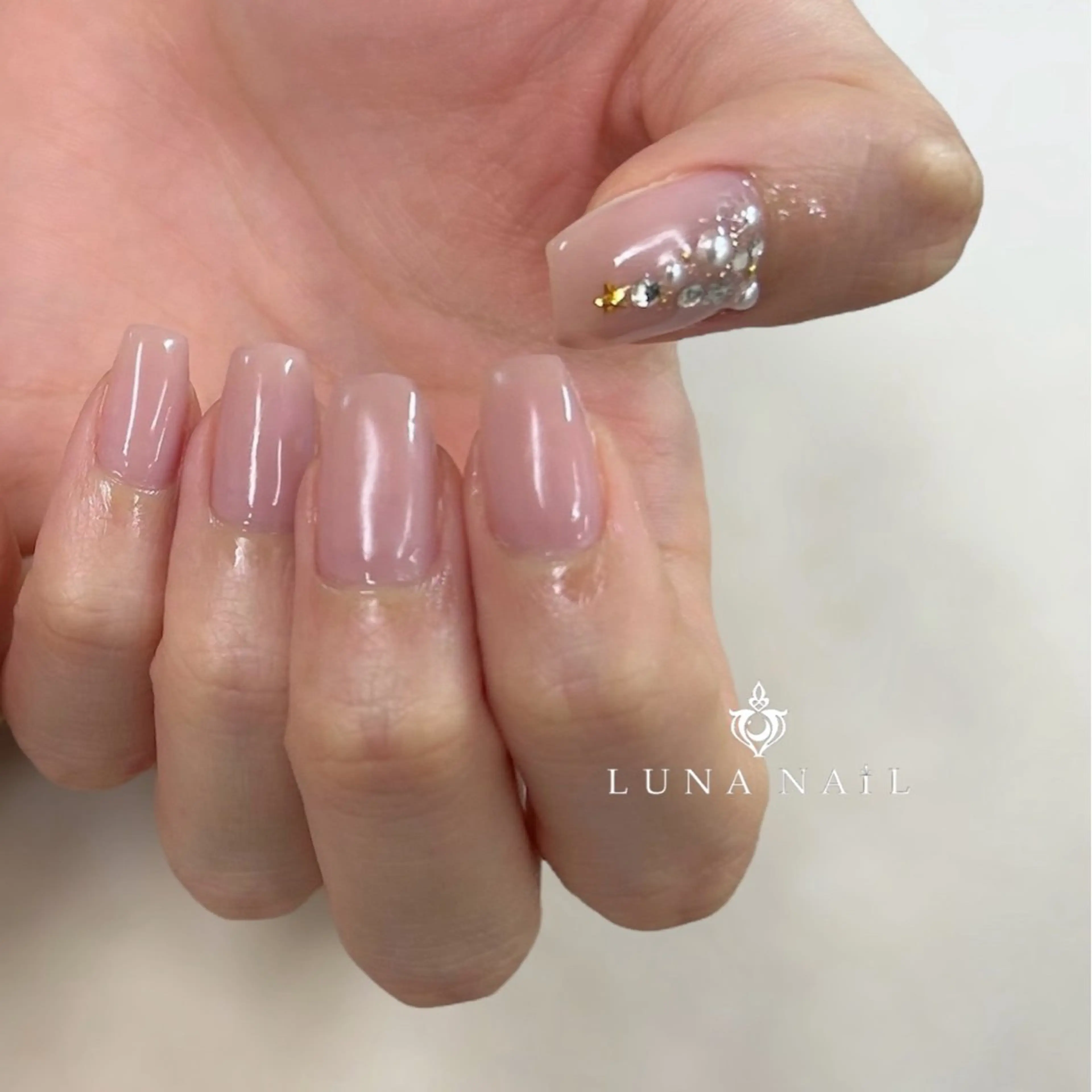 ネイル ハンドネイル アトリエ　ミモザ所属・いまむら あかりのネイルデザイン