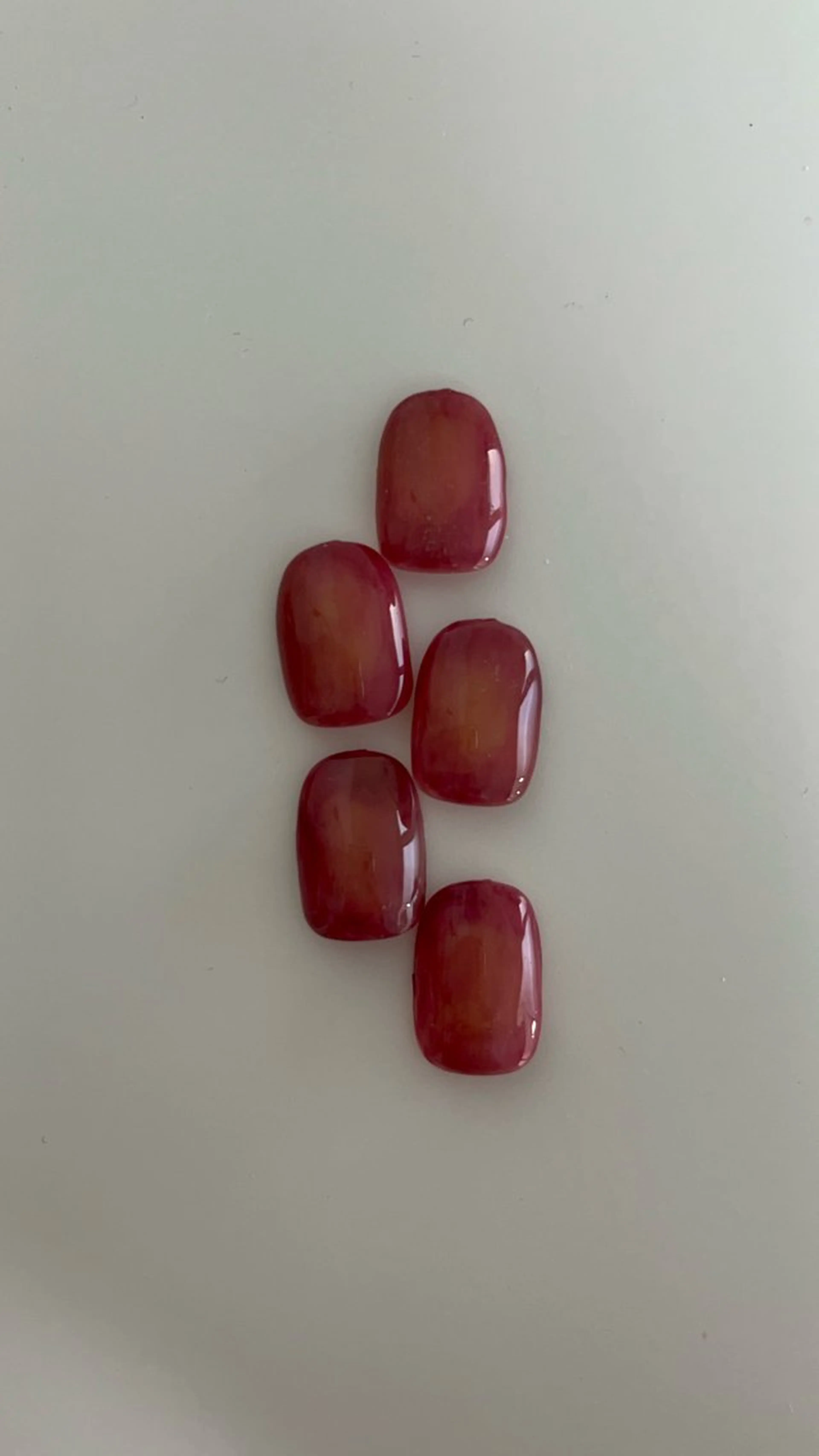 ネイル ハンドネイル une／YUKINA 🫧大人nuanceのネイルデザイン