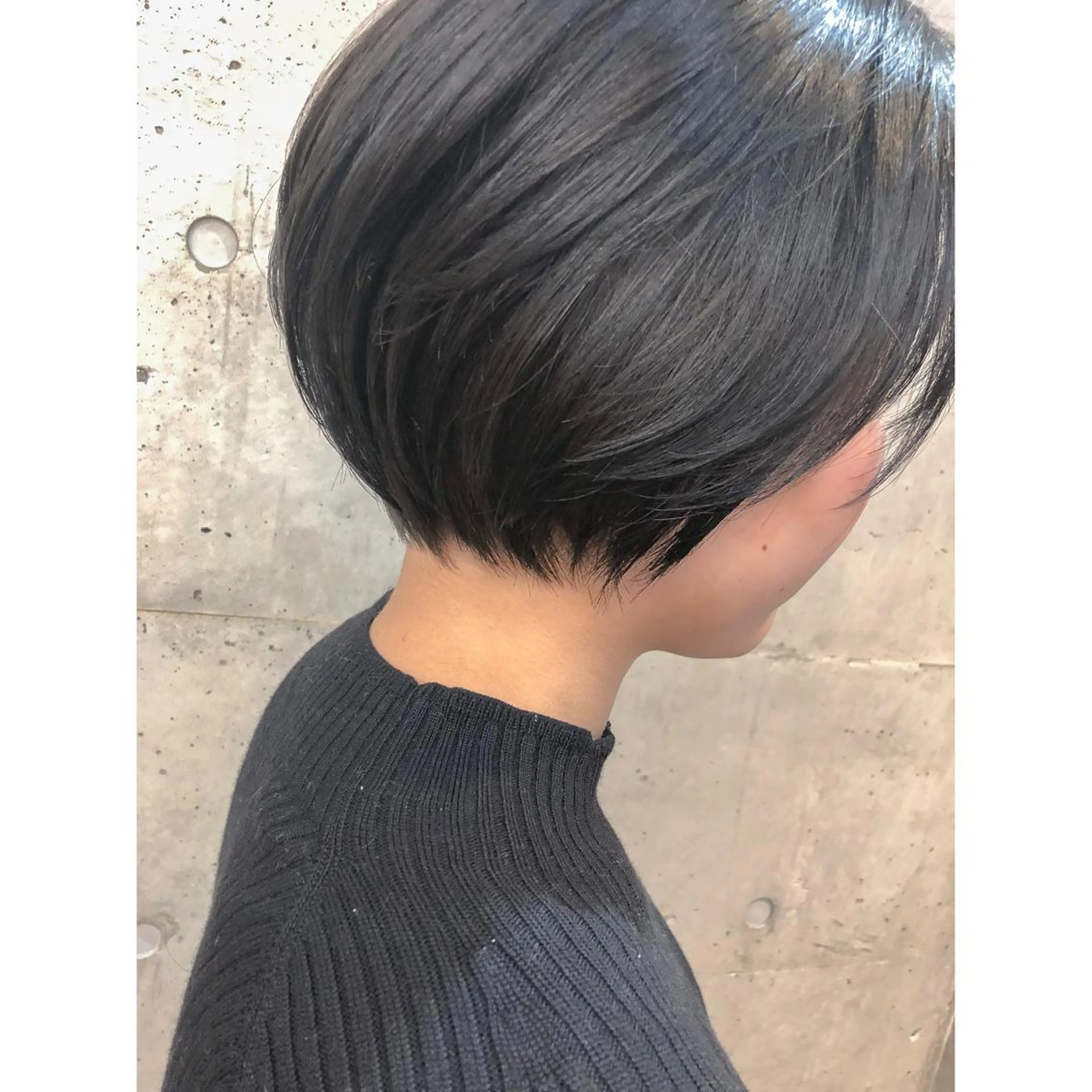 ショート カラー アッシュ 透明感カラー ダークアッシュ カット ヘアカラー トリートメント ヘアセット センスをお届けします 大谷将生INFPのヘアスタイル