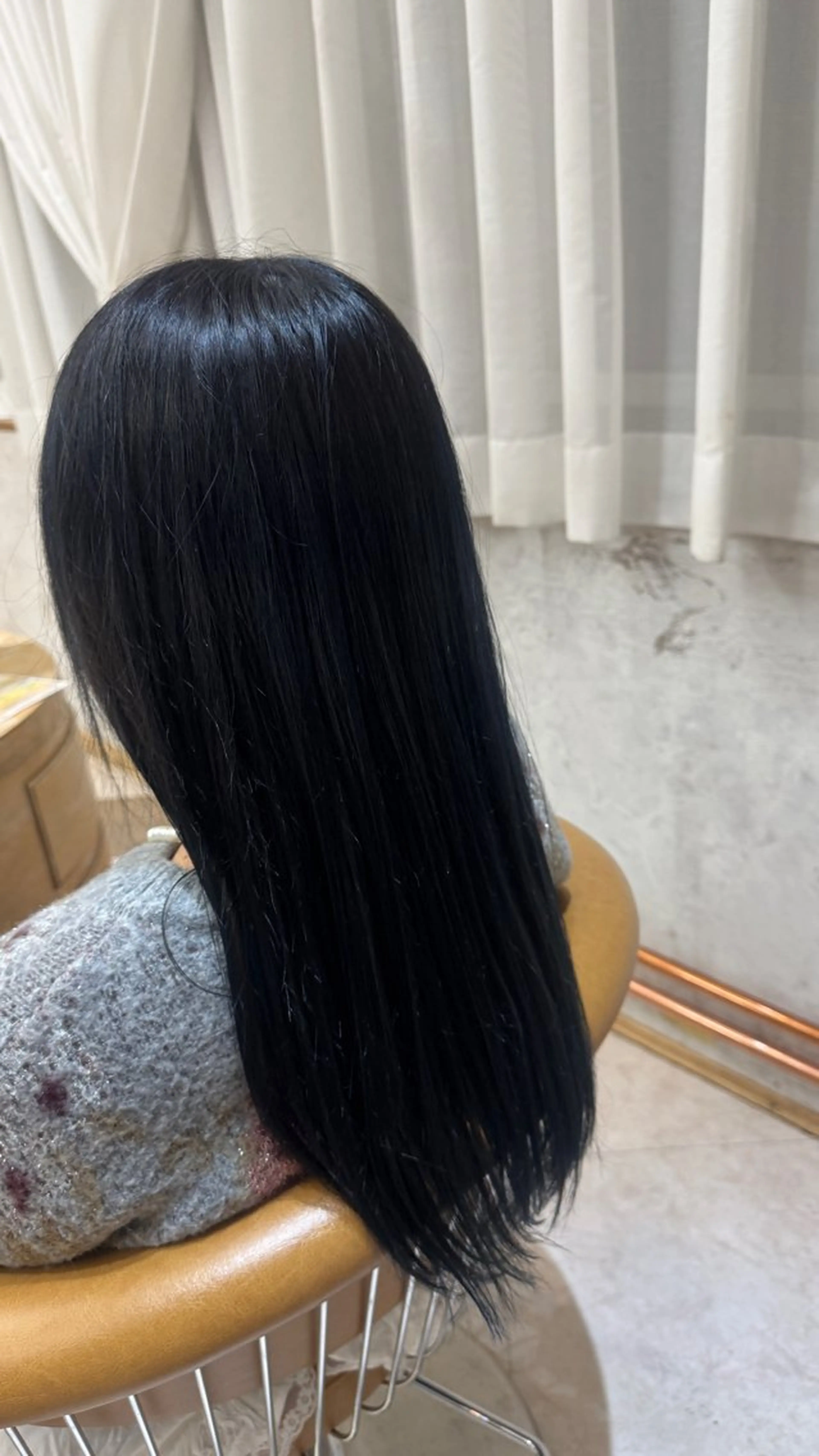 ロング ヘアカラー 橋本 りくのヘアスタイル
