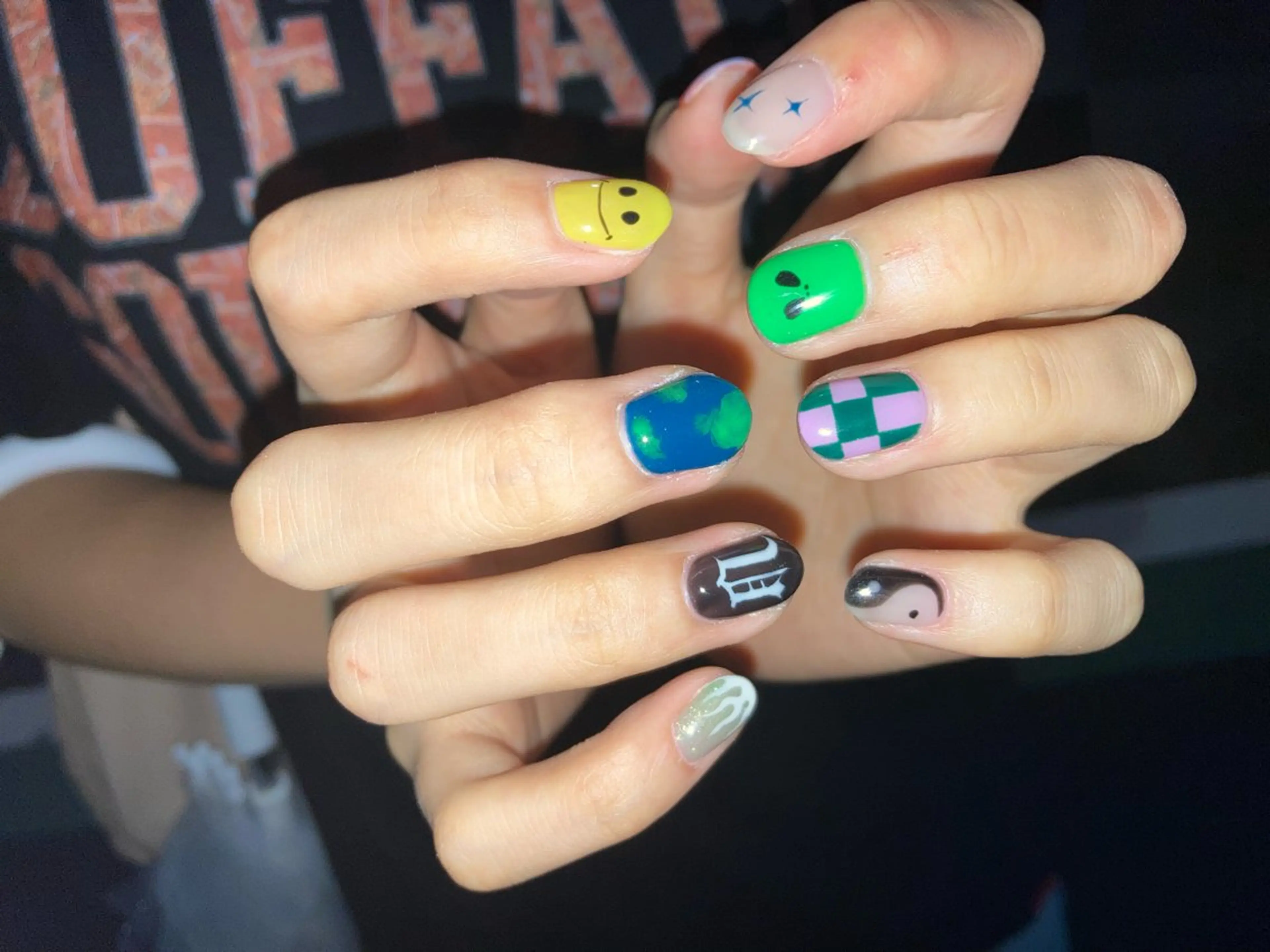 ネイル ハンドネイル 海外ネイル u4me🦄💜のネイルデザイン