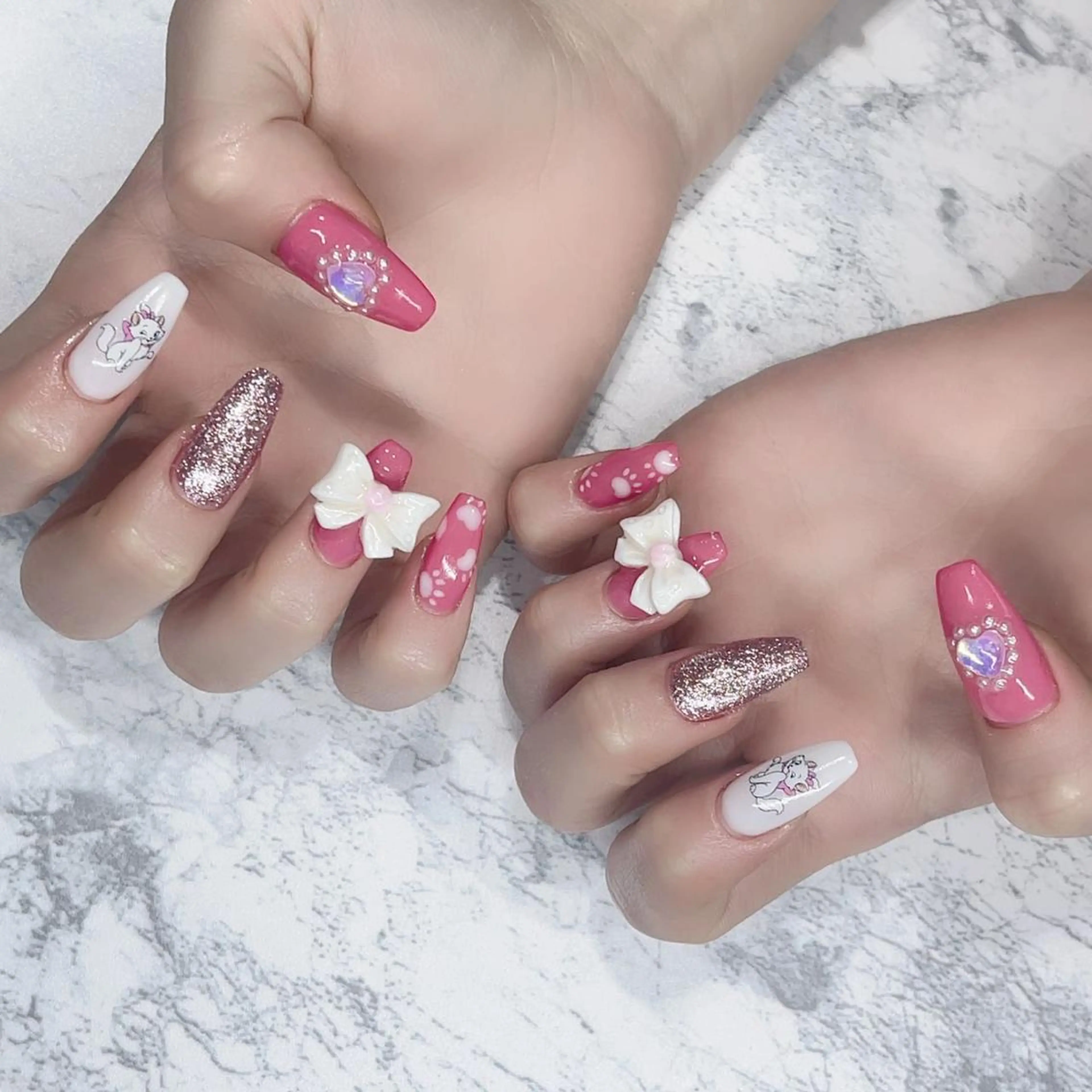 ネイル ネイルチップ Queen's ゆなのネイルデザイン