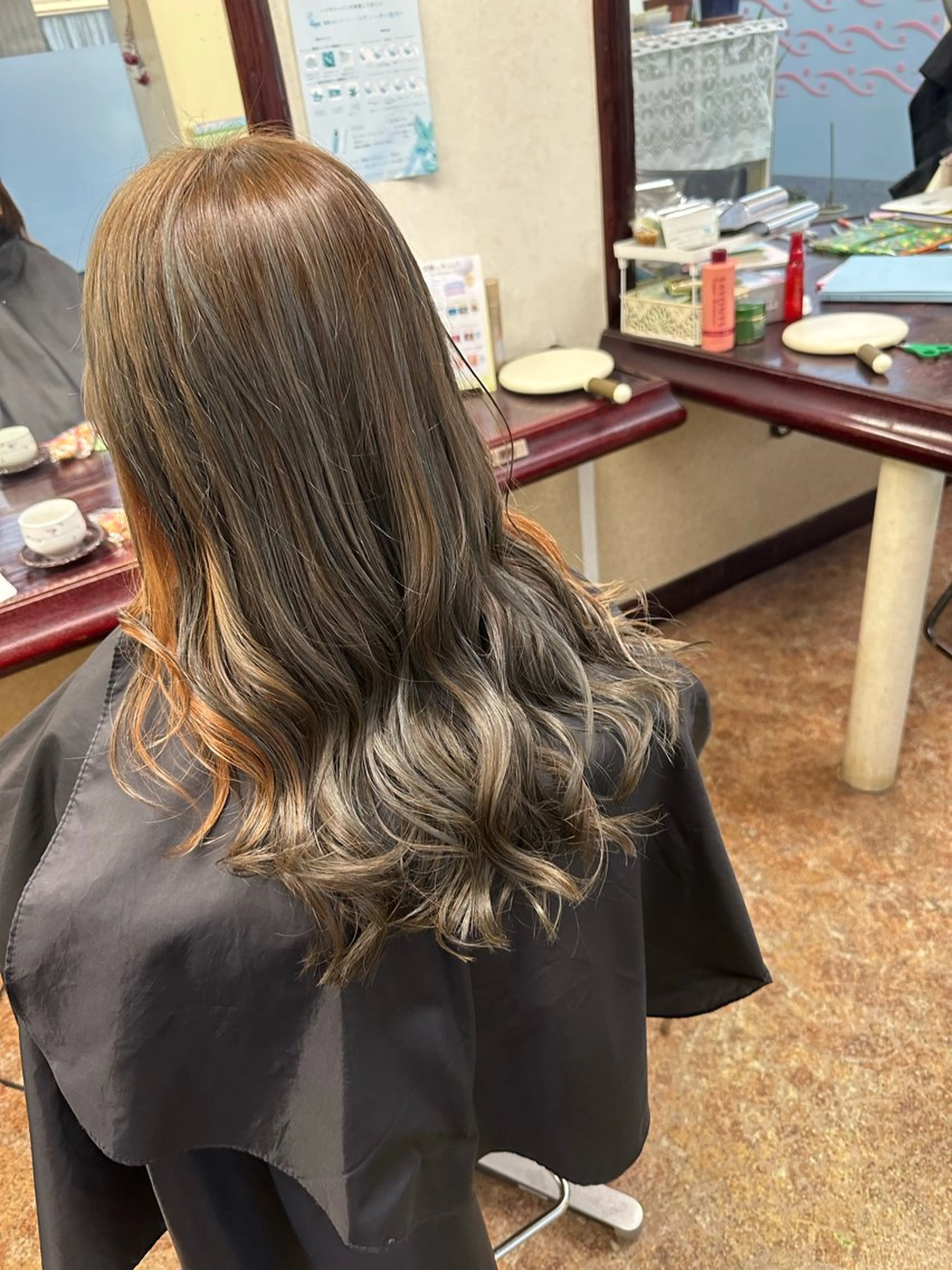 ロング カラー ハイライトカラー オレンジ ハイライト 後藤 弓佳のヘアスタイル