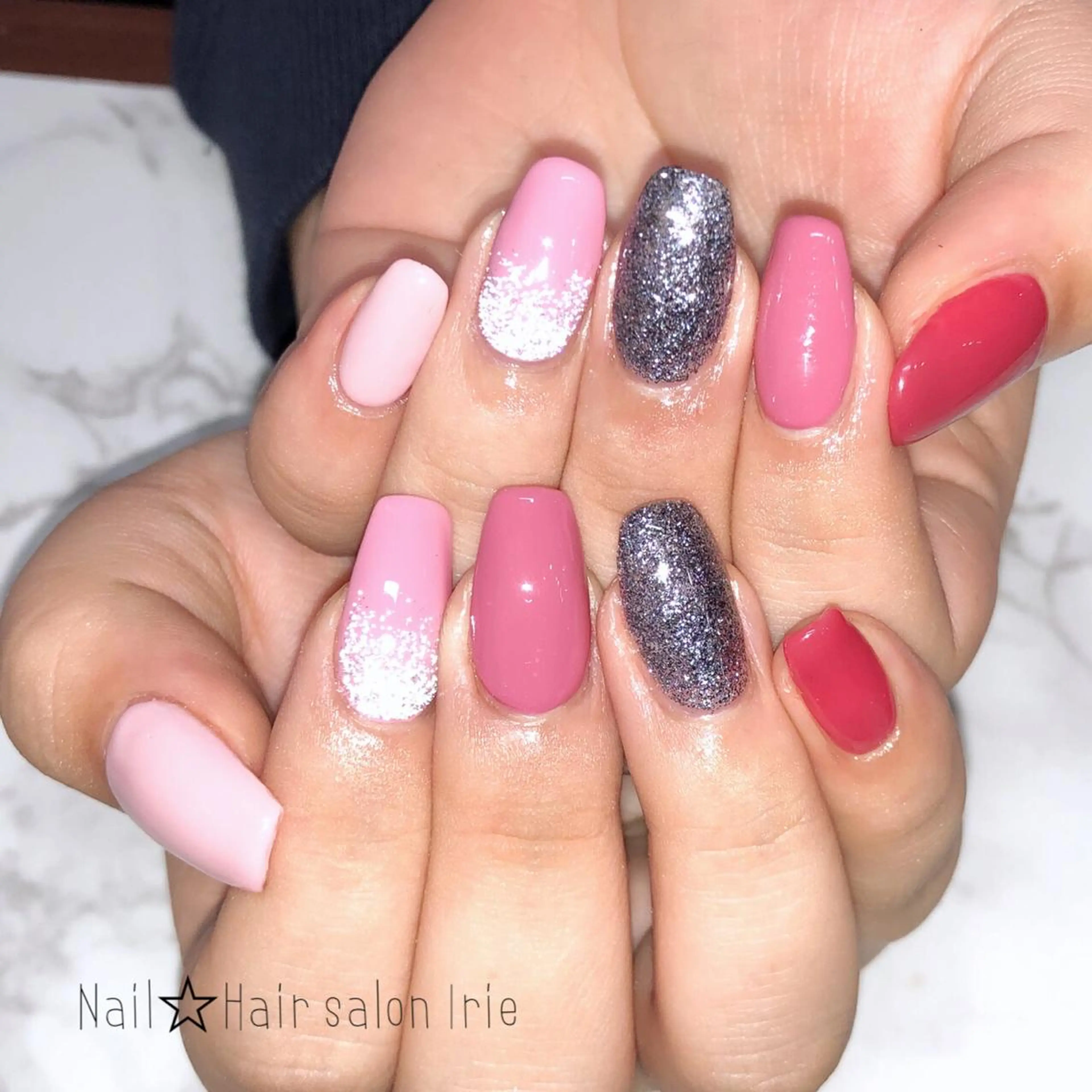 ネイル フラッシュネイル Hair salon Irie所属・與儀 知佳のネイルデザイン