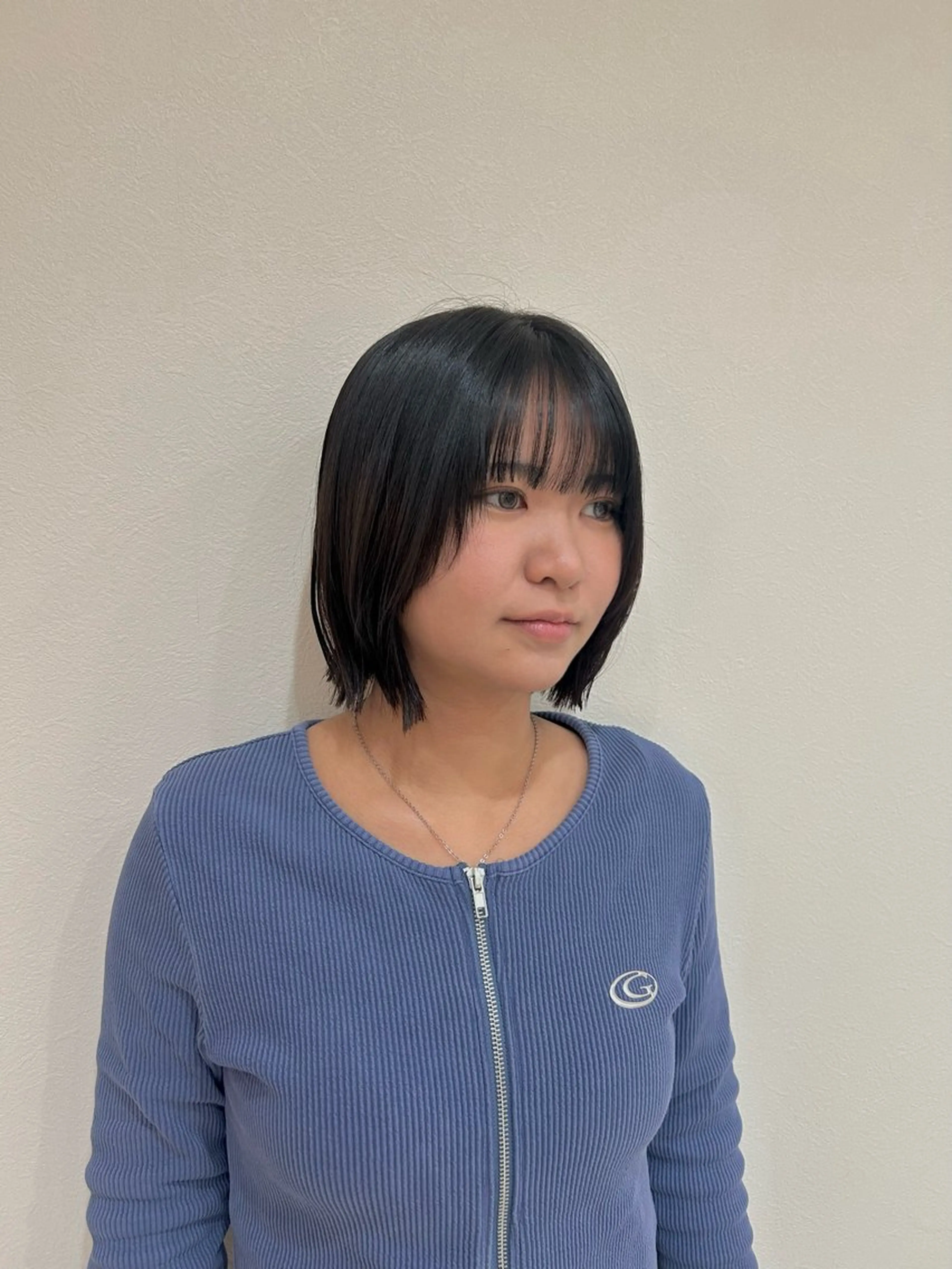 ミディアム ボブ くびれヘア LUVISM 神田こころのヘアスタイル